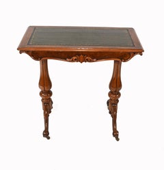 Table à écrire victorienne en noyer avec pieds en forme de tulipe, 1880