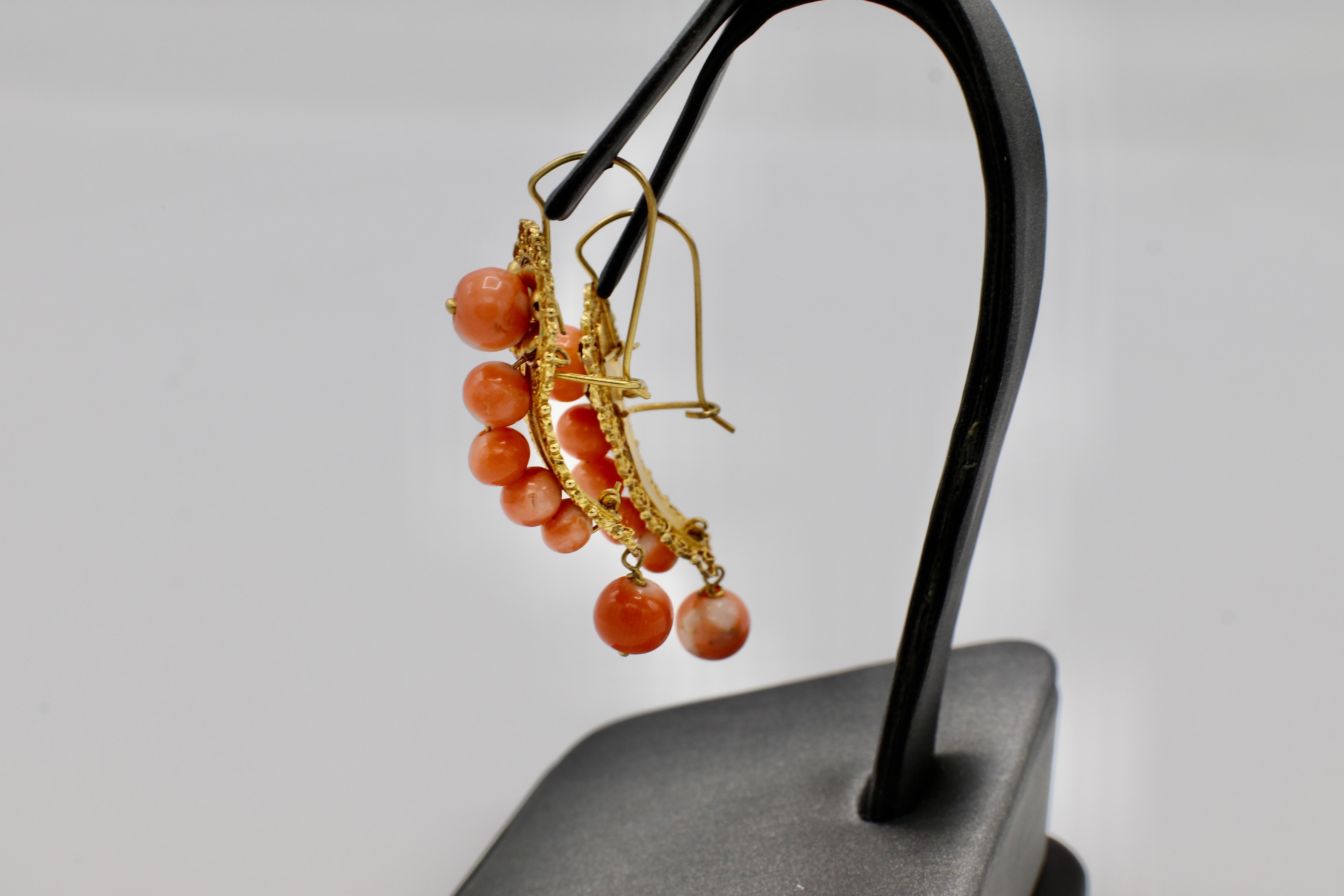 Victorian Yellow Gold and Coral Bead Dangle Drop Earrings In Good Condition In  Baltimore, MD
