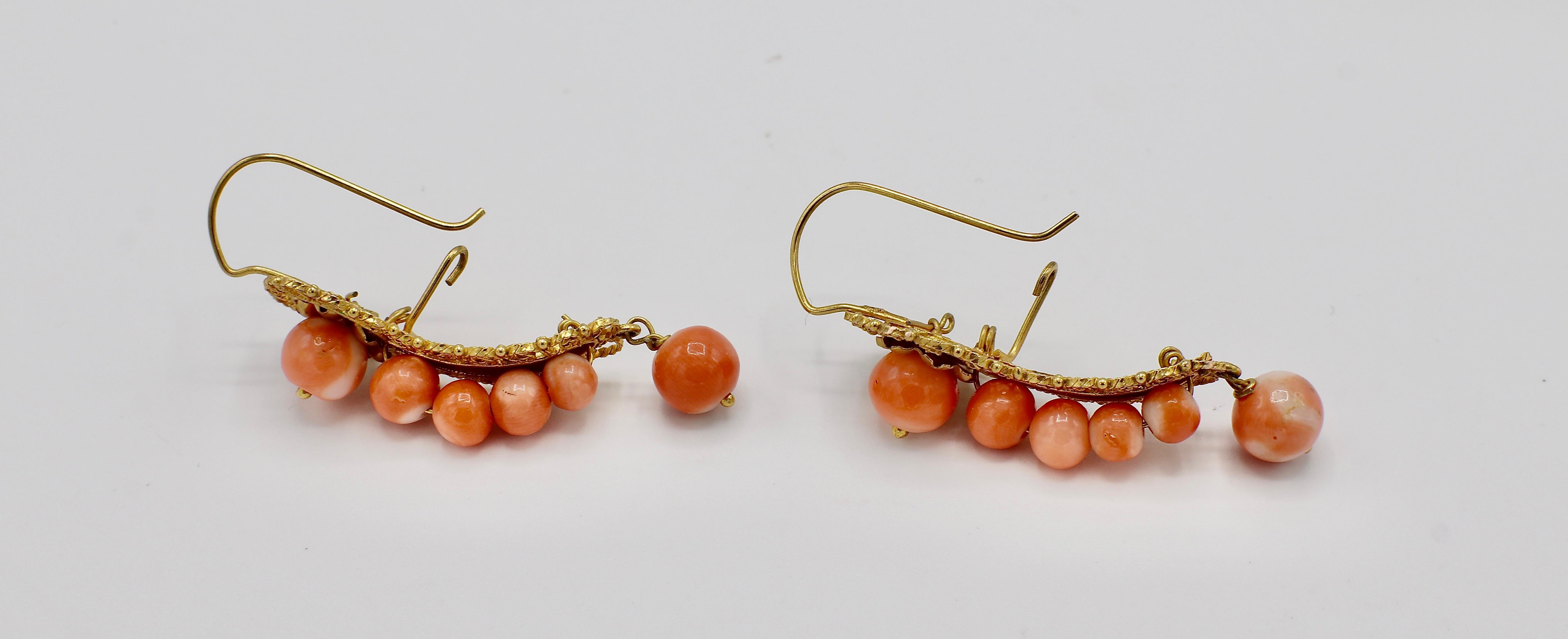 Women's Victorian Yellow Gold and Coral Bead Dangle Drop Earrings