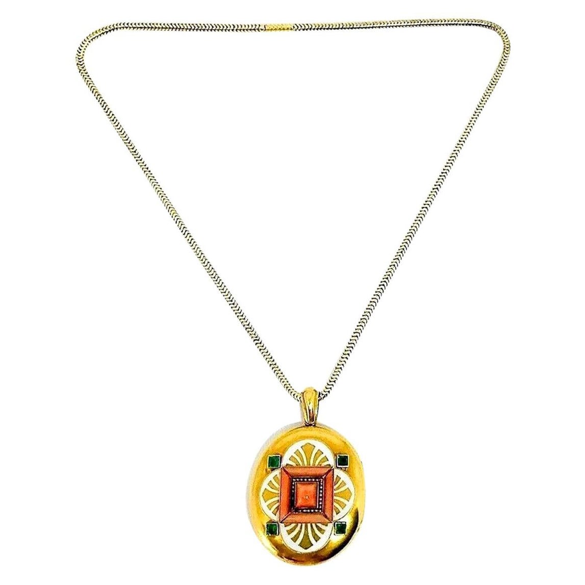 Viktorianische Halskette aus Gelbgold mit Medaillon-Anhänger, Smaragd, Koralle und Emaille im Angebot