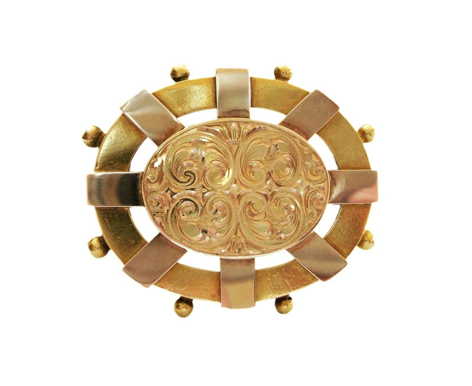 Victorian Yellow Gold Etruscan Revival Tooled Brooch with Locket, Circa 1860's In Good Condition For Sale In Chatham, CA