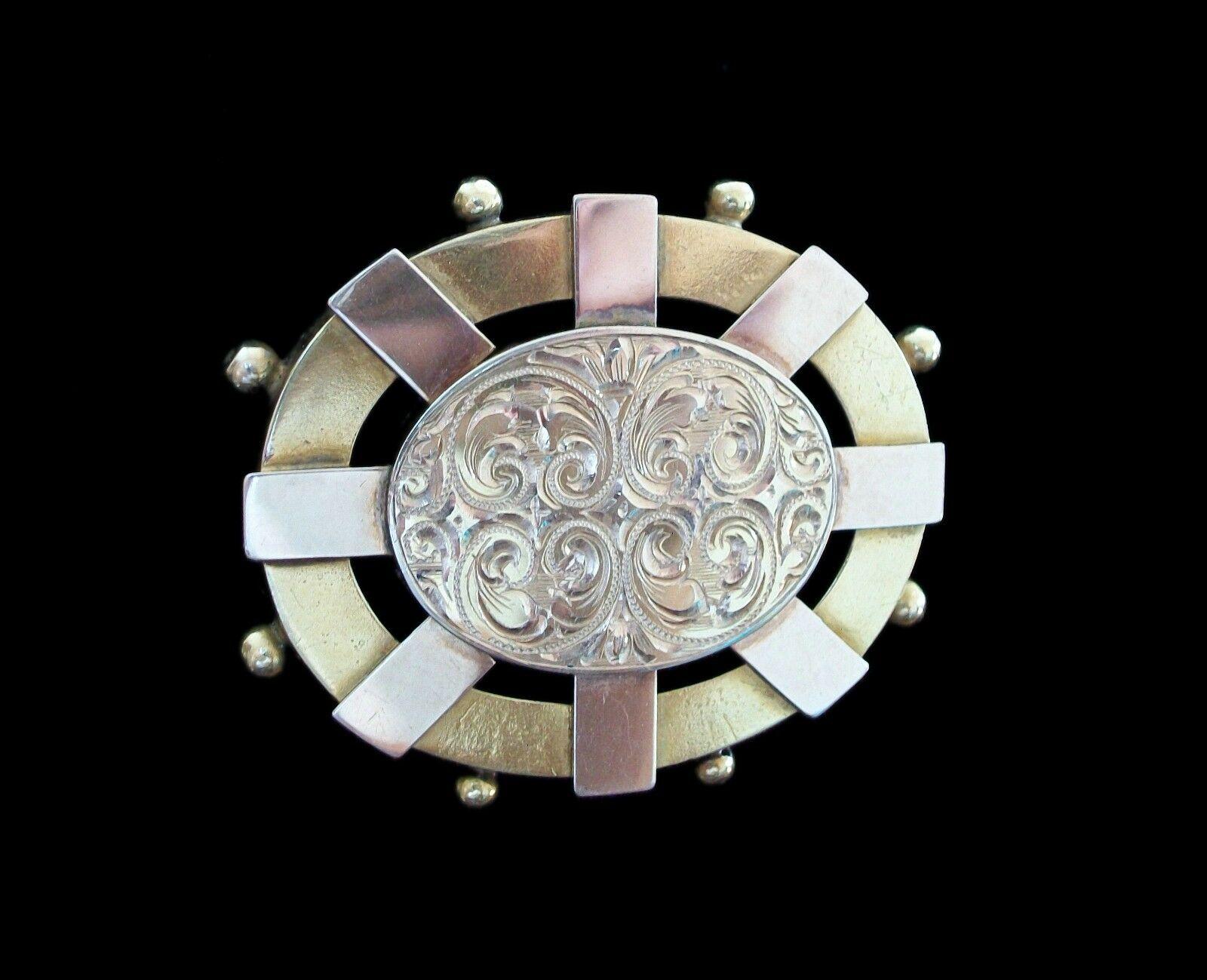 Victorian Yellow Gold Etruscan Revival Tooled Brooch with Locket, Circa 1860's For Sale 1