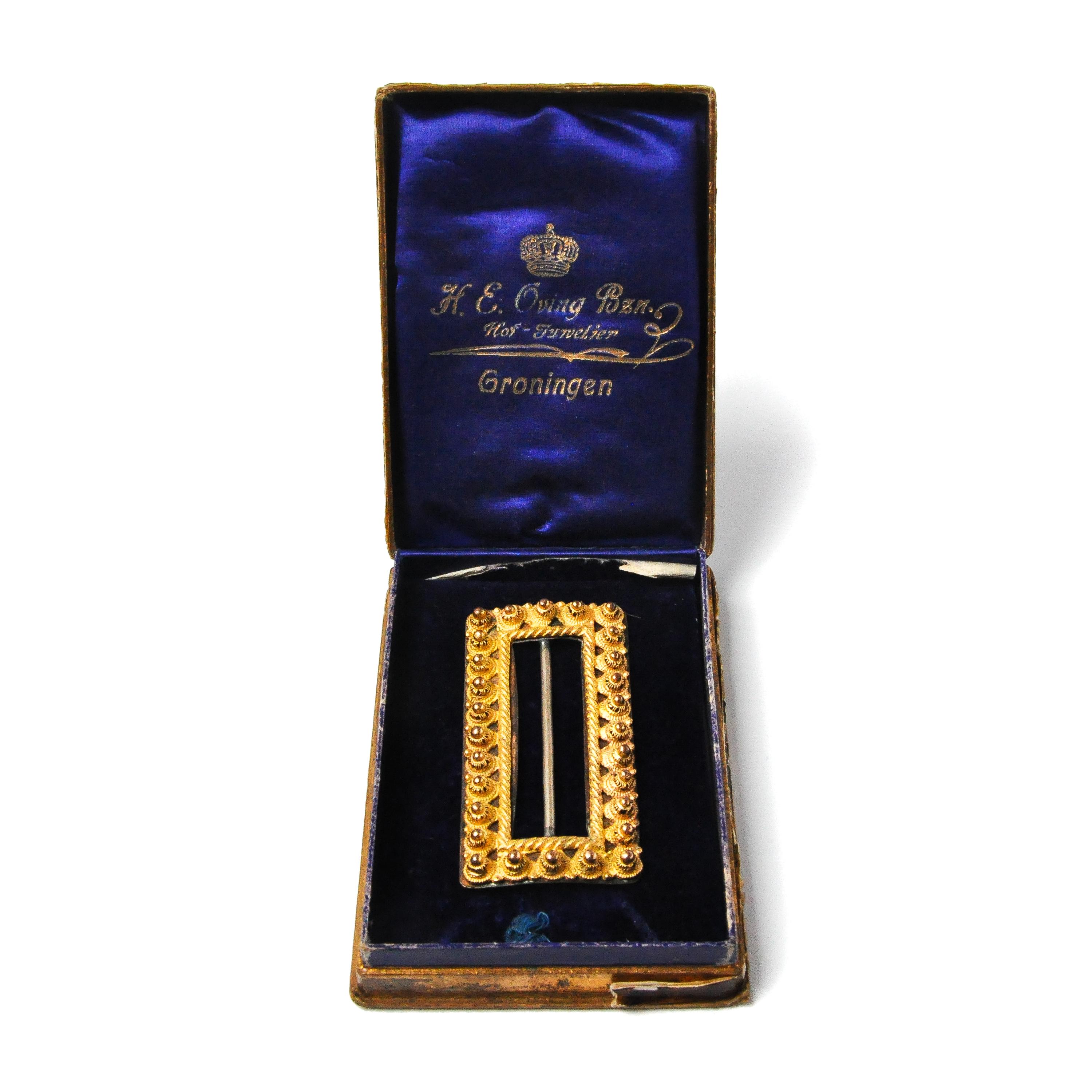 Victorien Boucle de ceinture ancienne en or jaune 10 carats, Pays-Bas en vente