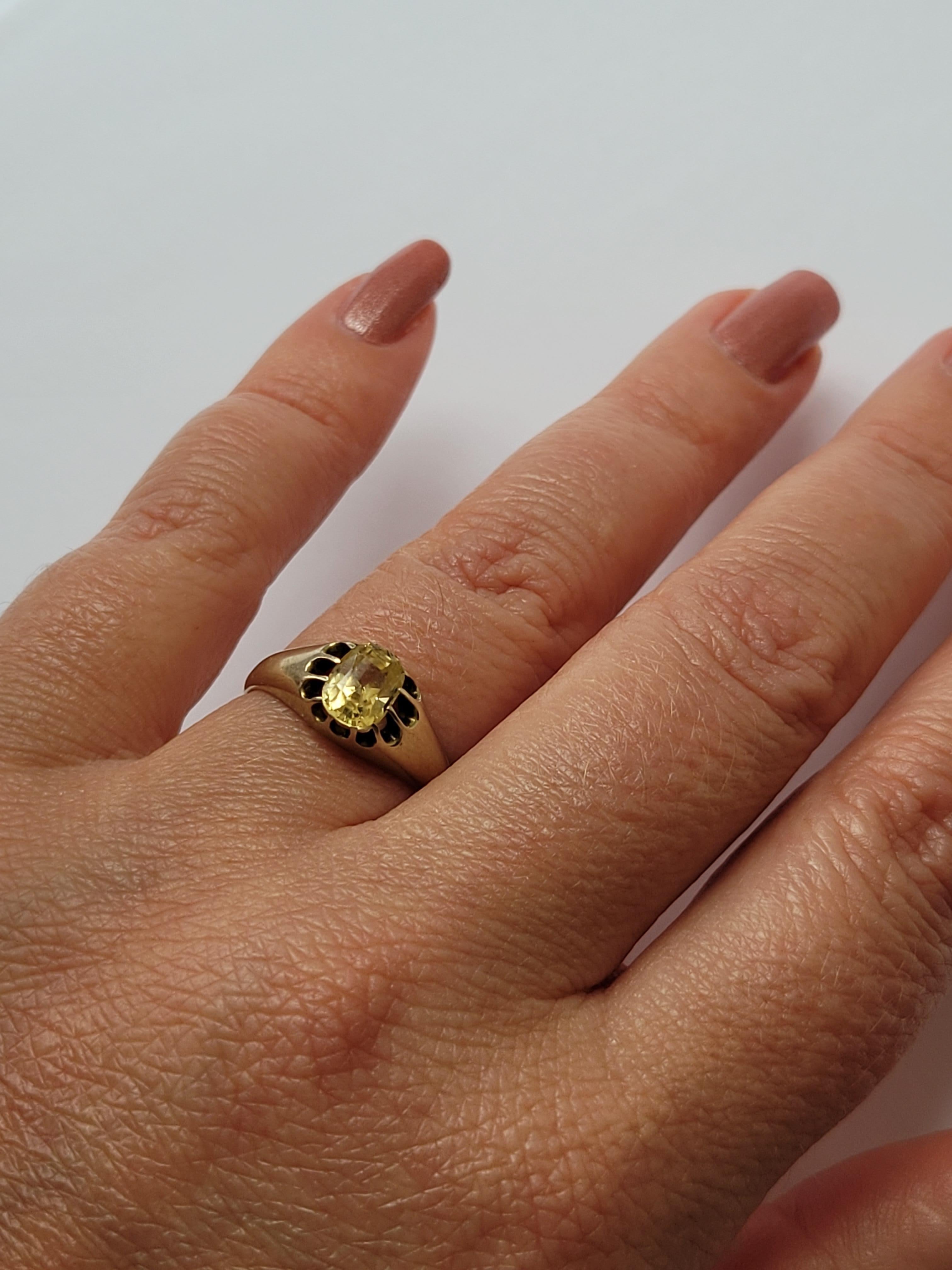 Victorian Yellow Sapphire Gold Solitaire Ring For Sale 5