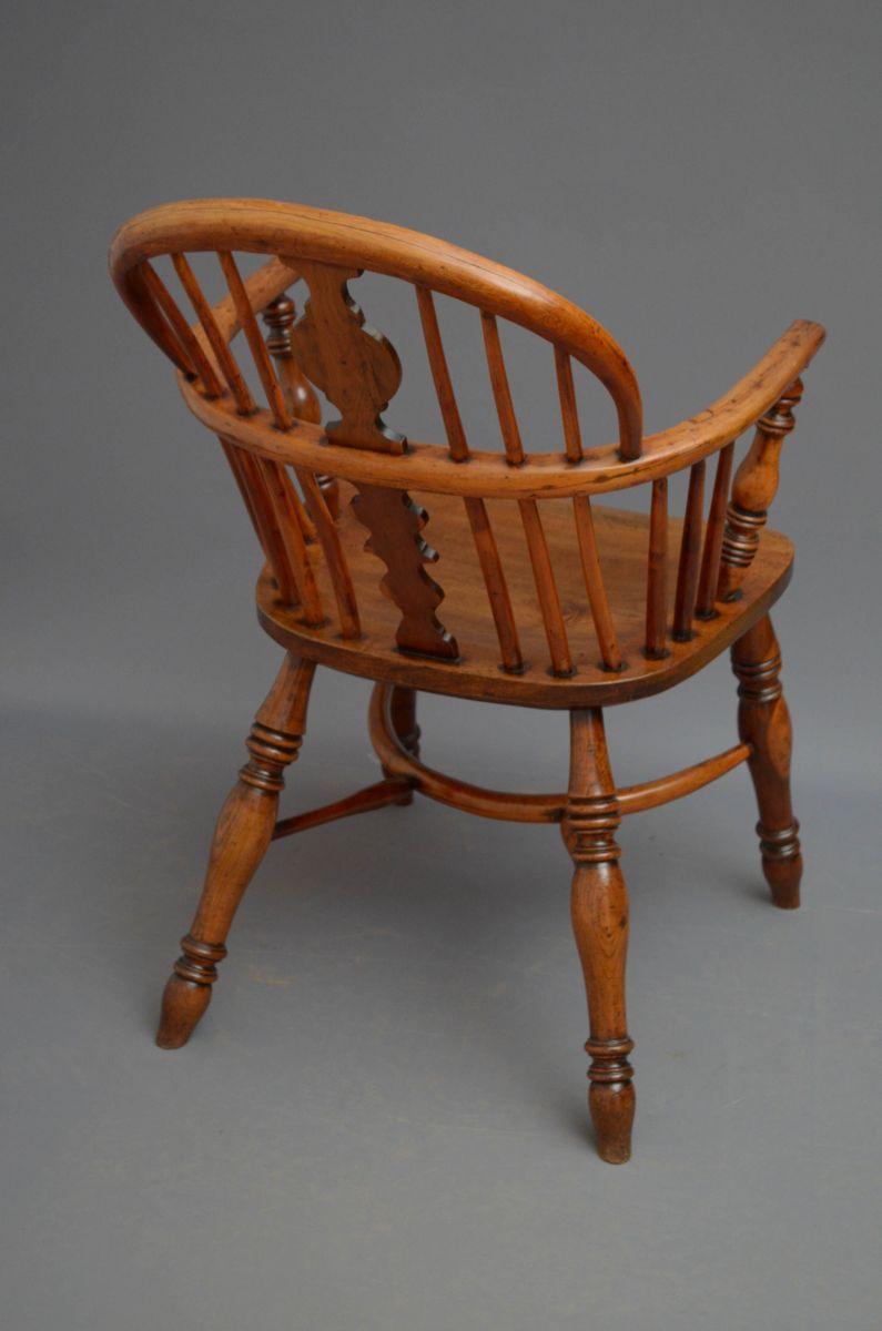 Viktorianischer Windsor-Stuhl aus Eibenholz im Angebot 7