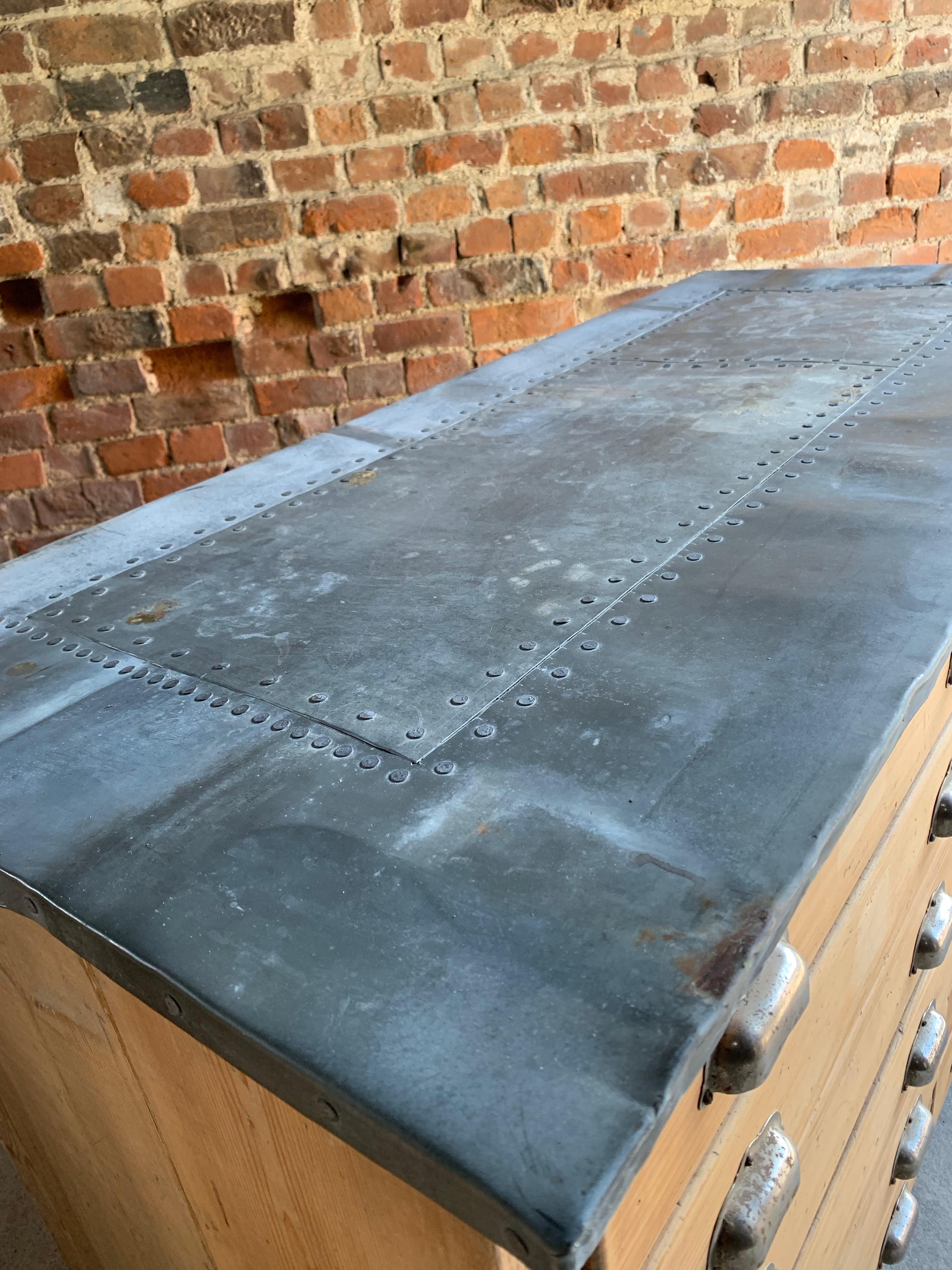 Victorian Zinc Top Engineers Industrial Pine Chest of Drawers / Sideboard Circa  In Good Condition In Longdon, Tewkesbury