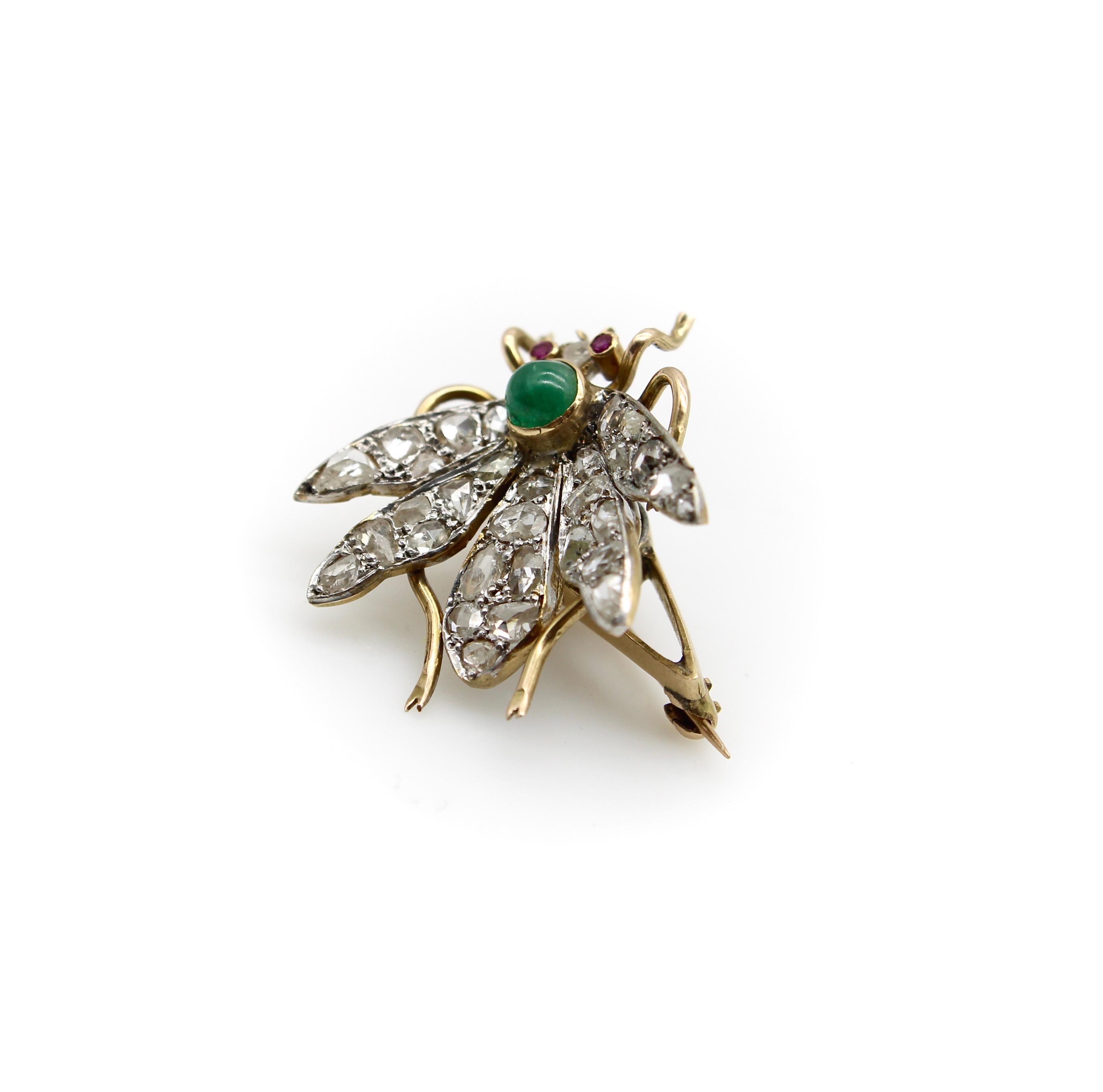Taille cabochon Broche victorienne en or 14 carats et diamants taille rose ailés en signe d'inséparation en vente