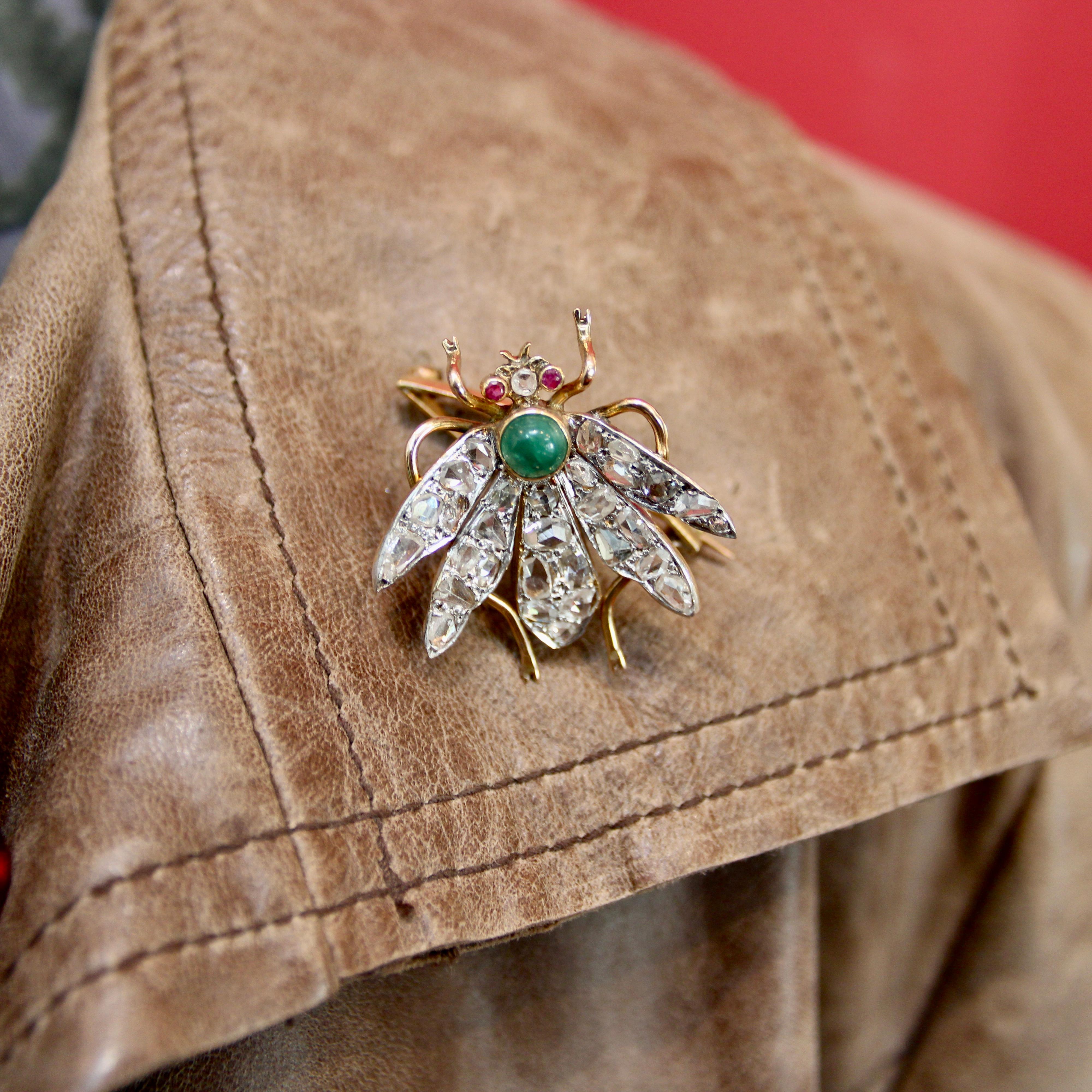 Broche victorienne en or 14 carats et diamants taille rose ailés en signe d'inséparation en vente 3