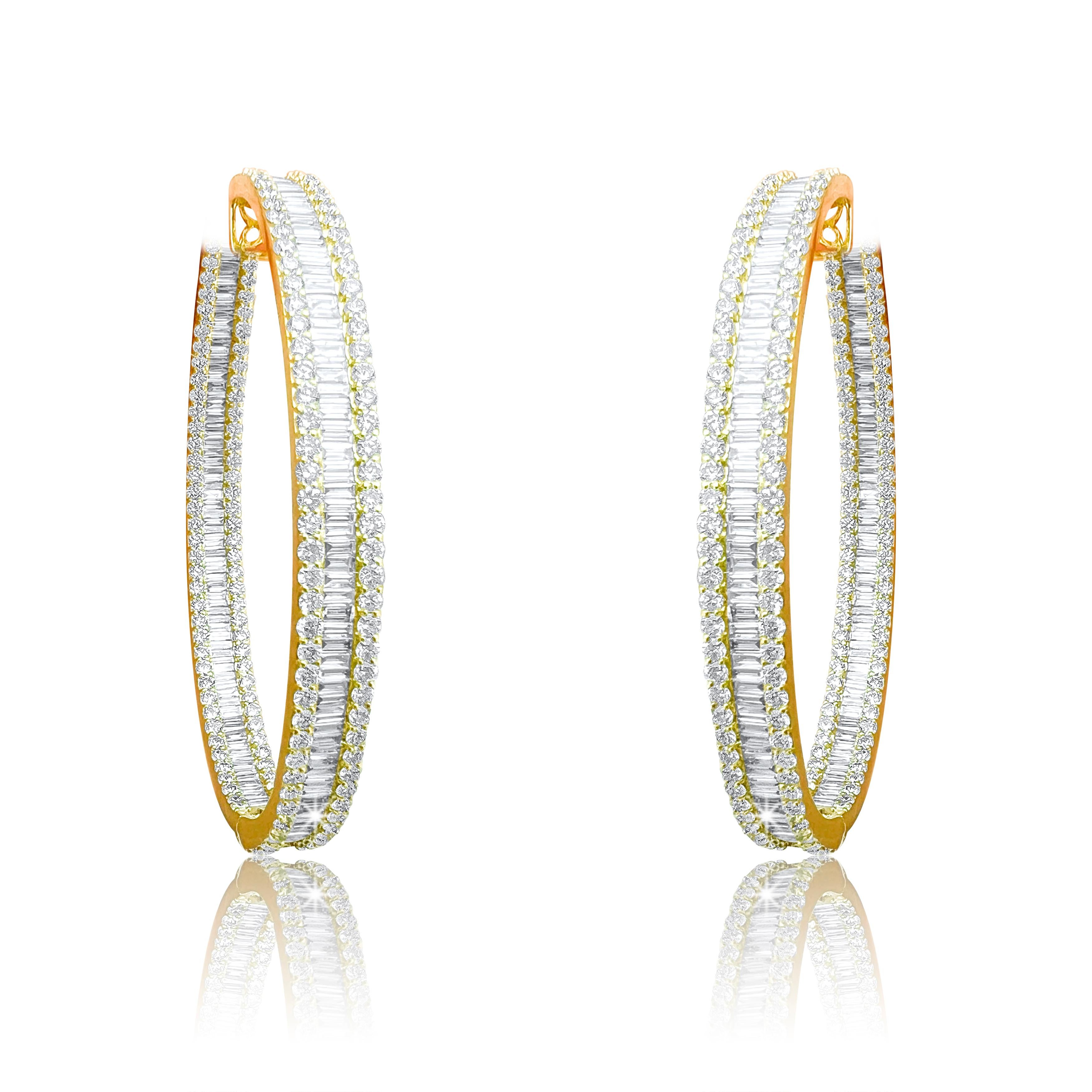 Earring Information
Metal Purity : 18K
Color : Yellow Gold, White Gold
Gold Weight : 27.40g
Length : 2'' Oval
Diamond Count : 256 Round Diamonds
Round Diamond Carat Weight : 6.85 ttcw
Baguette Diamonds Count : 141
Baguette Diamonds Carat Weight :