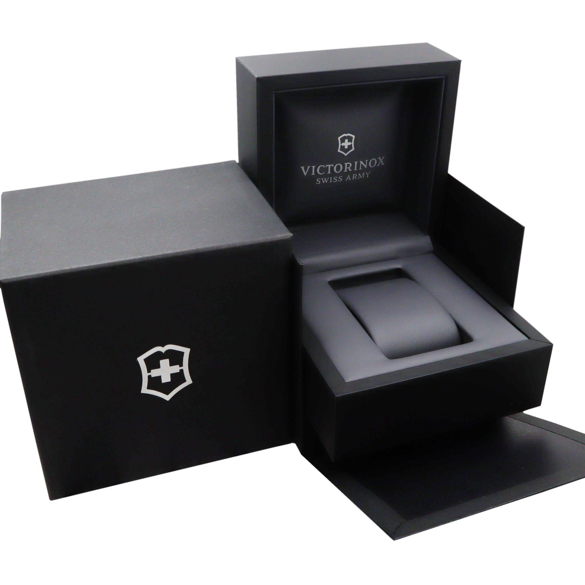 Victorinox Infantry GMT Steel Leather Black Dial Mens Quartz Watch 241648 In New Condition In New York, NY