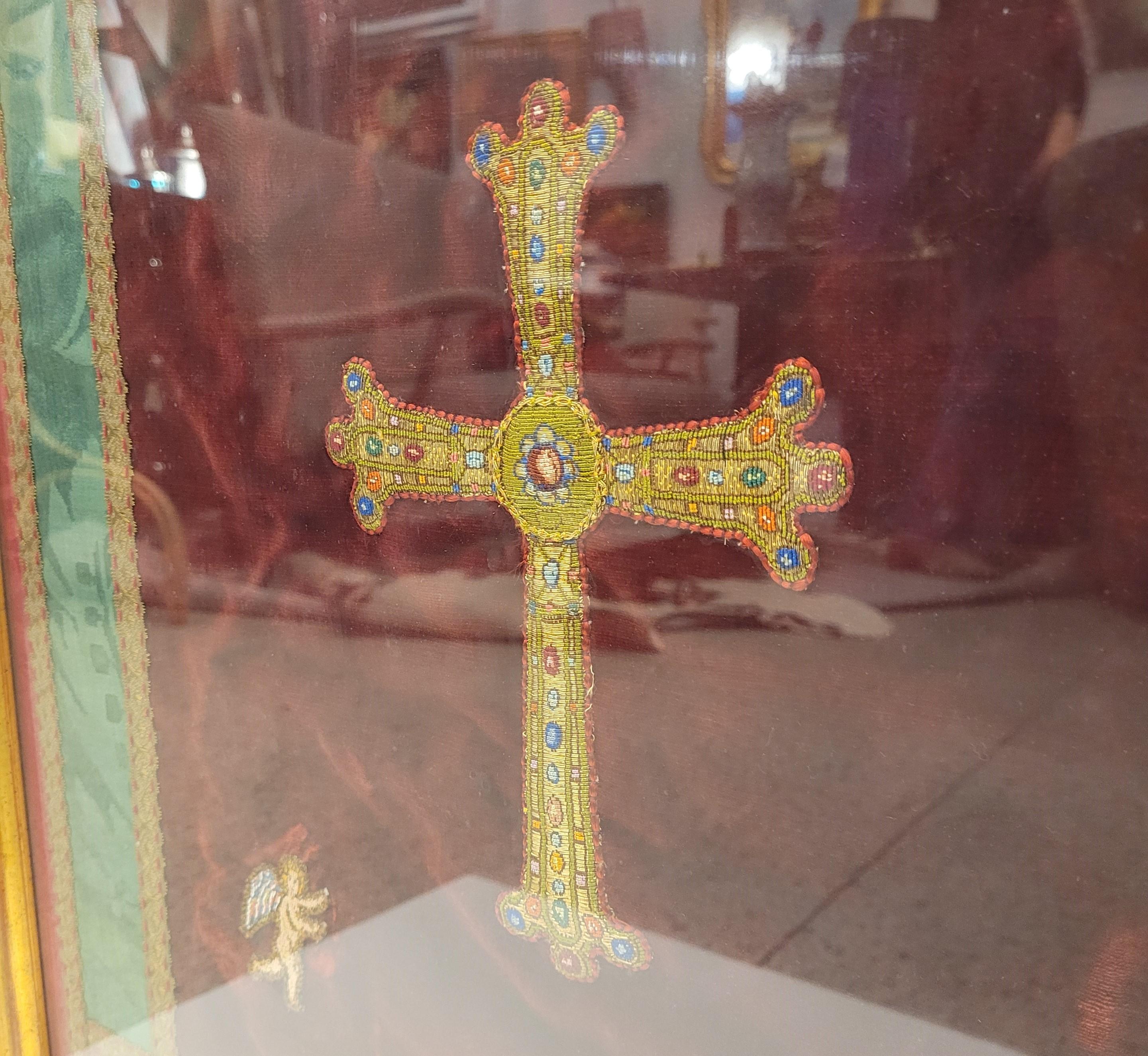 Victory cross embroidered on a parish priest's  Spanish chasuble, two angels 2