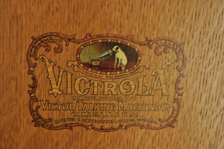 Victrola Victor Talking Machine Oak Case Record Player Model VV-IX ...