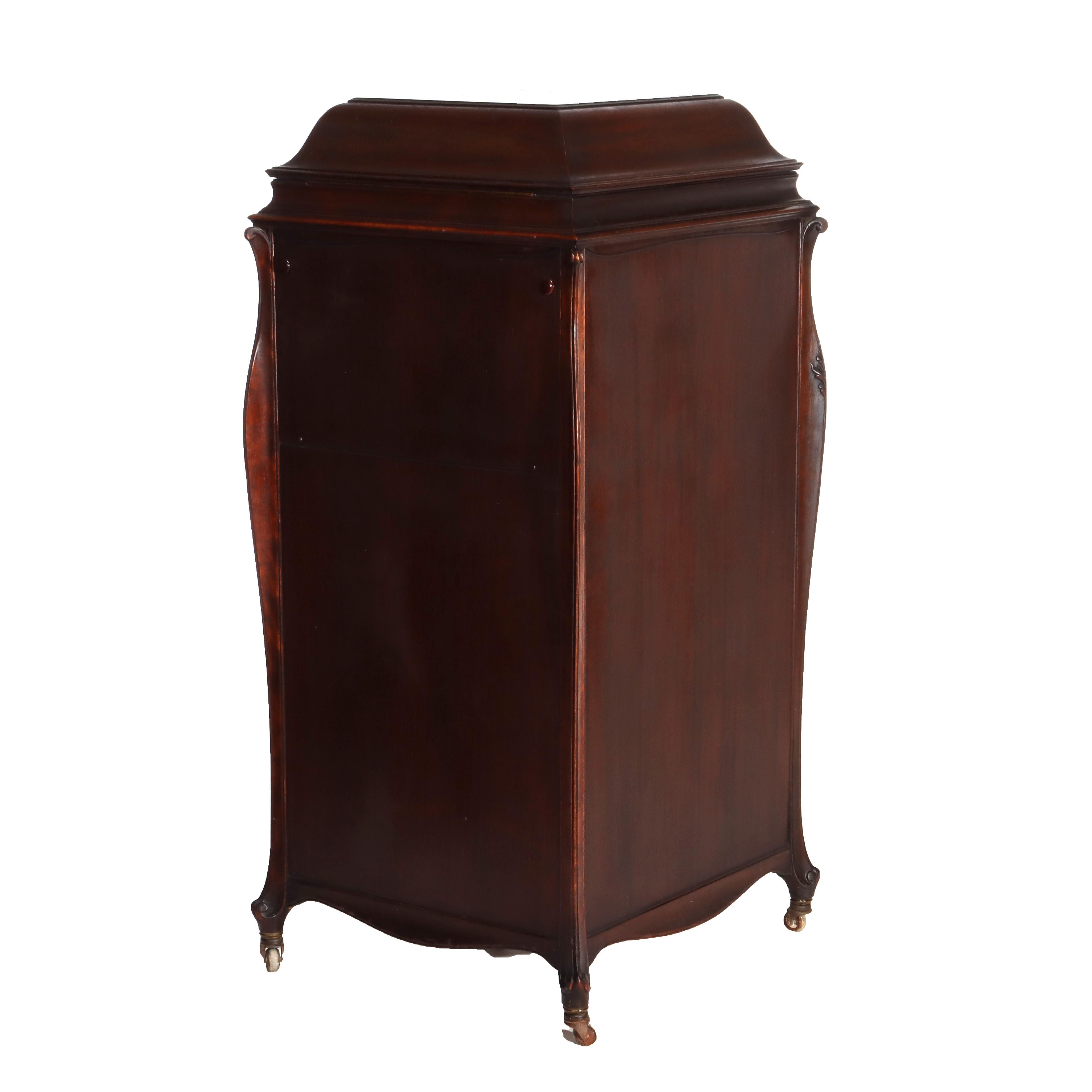 Victrola XVI acajou, lecteur de disques droit et disques C1900 en vente 7