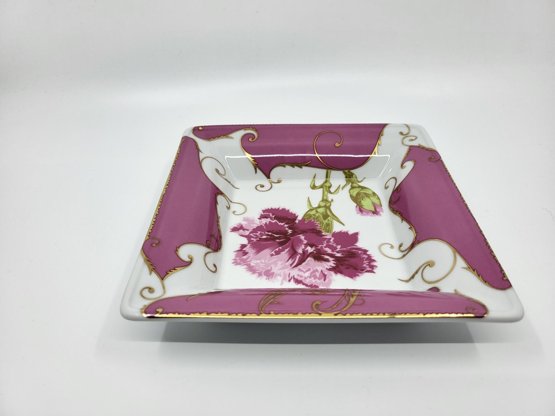 Émaillé Vide poche Christian Lacroix en porcelaine série 