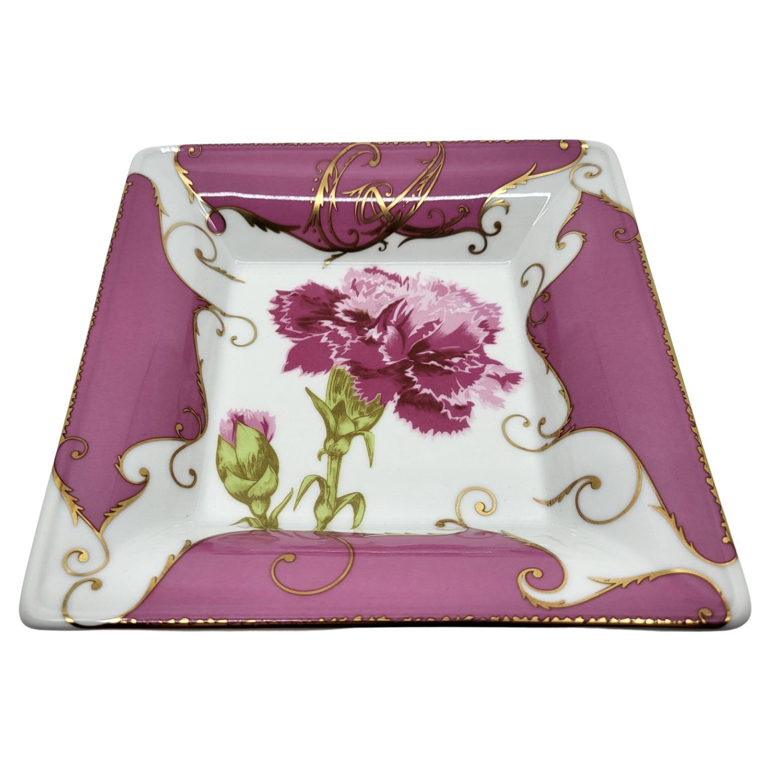Vide poche Christian Lacroix en porcelaine série "FOLLEMENT"  Français Baroque en vente