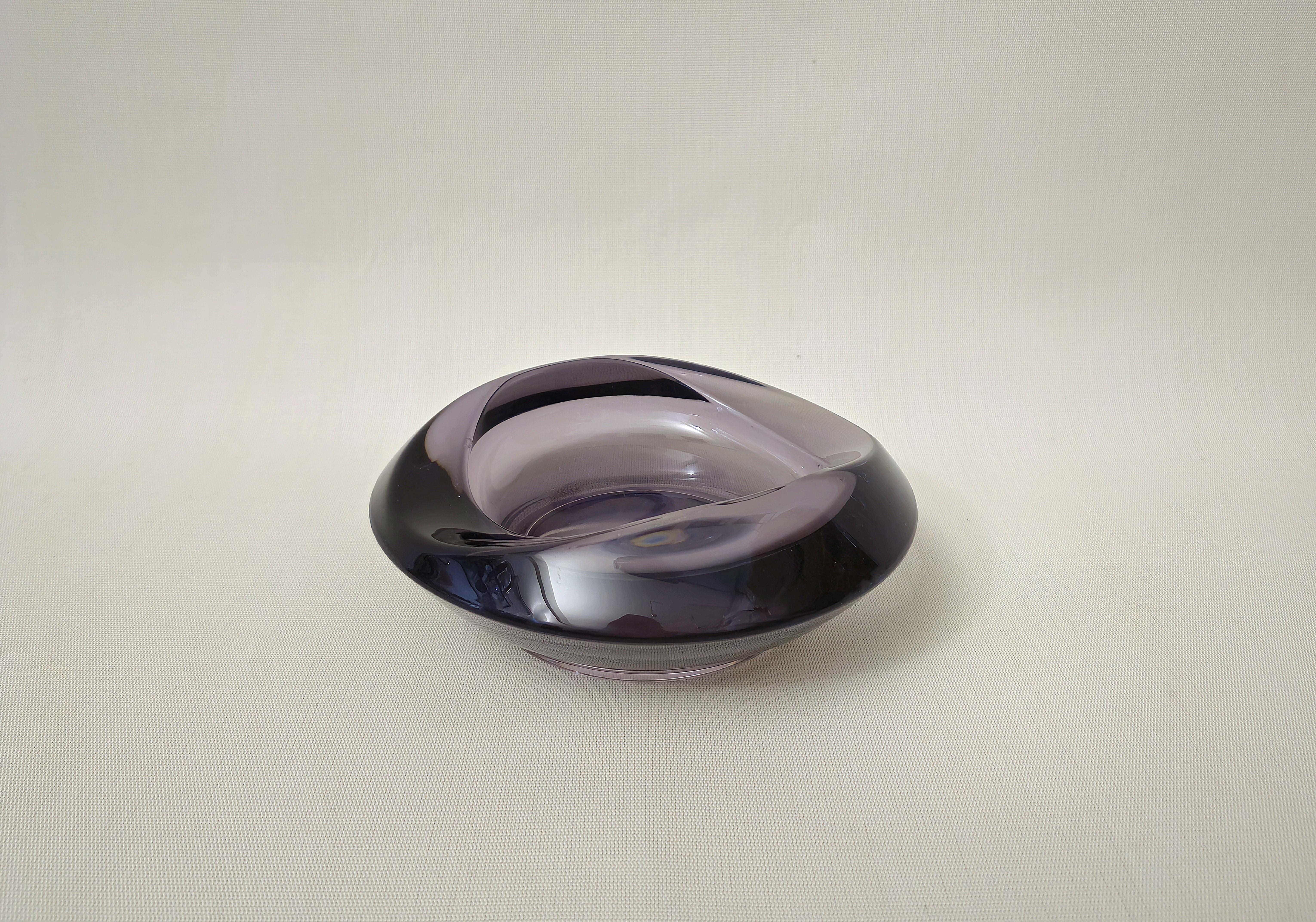 Vide-Poche Decorative Object Violet Murano Glass Midcentury Italian Design 1970s For Sale 1