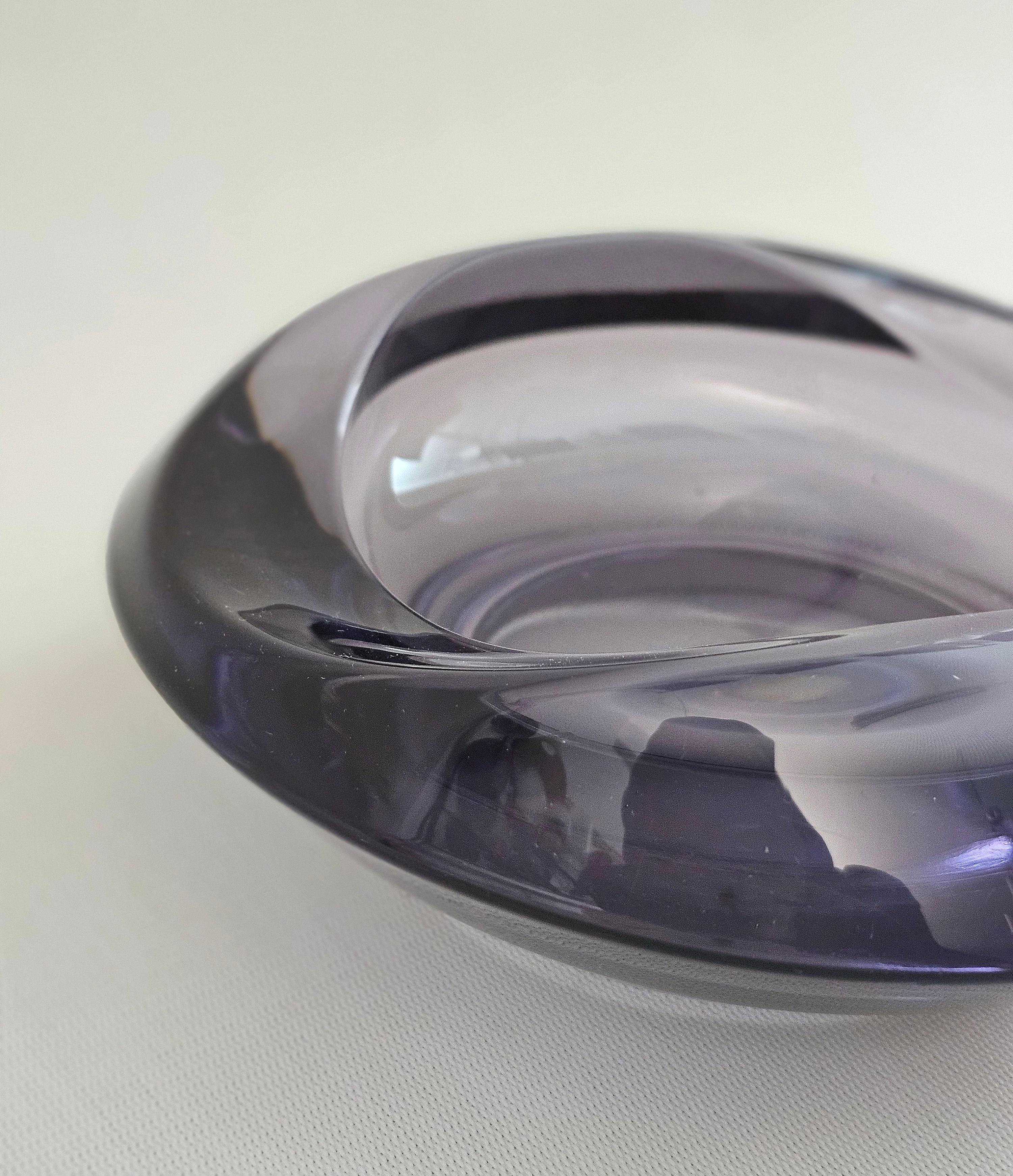 Vide-Poche Decorative Object Violet Murano Glass Midcentury Italian Design 1970s For Sale 4
