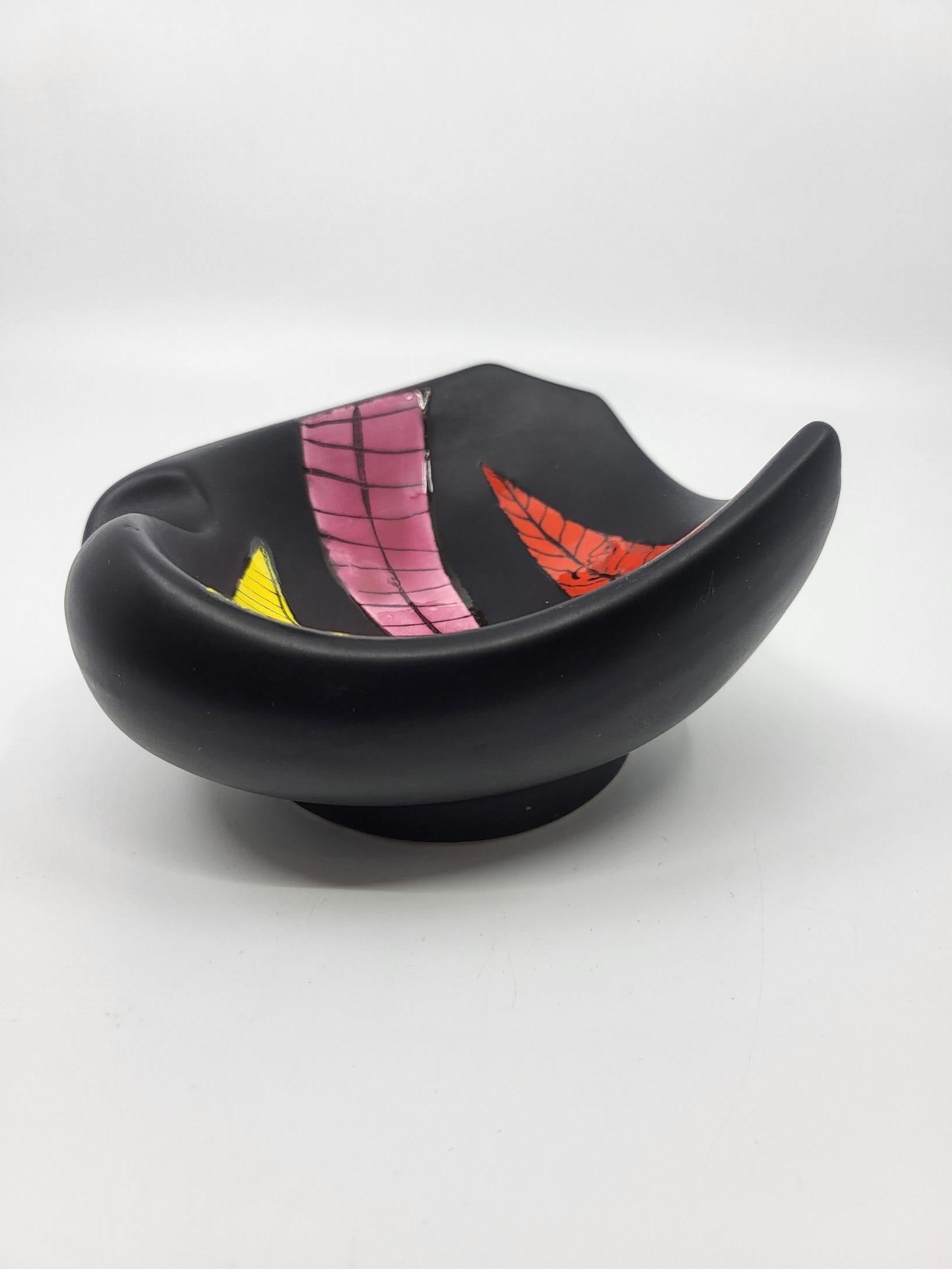 Français Vide poche Gabriel Fourmaintraux en céramique Noir Francais Circa 1950 Vintage en vente