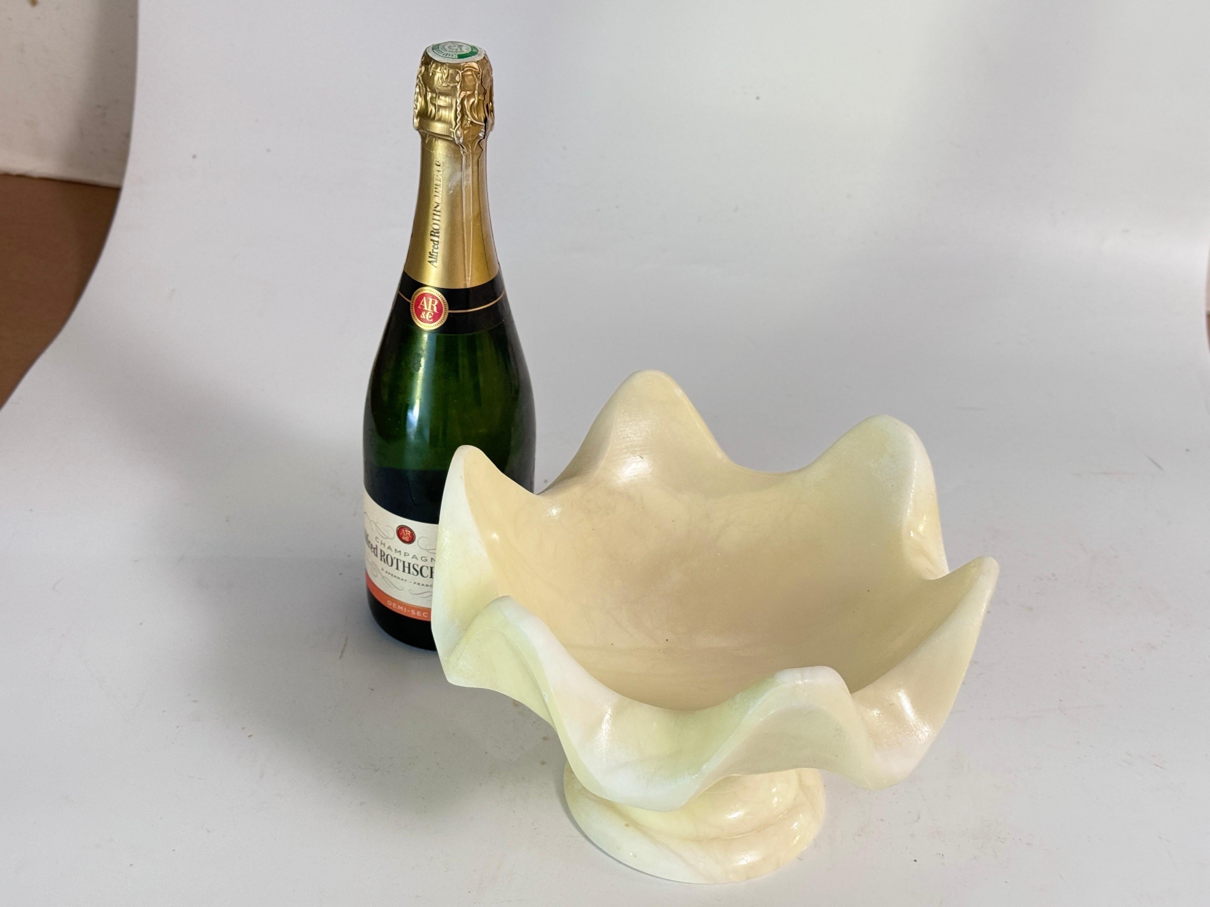 Vide Poche in Alabaster aus Italien 1960, in Farbe Weiß, Großformat im Angebot 4