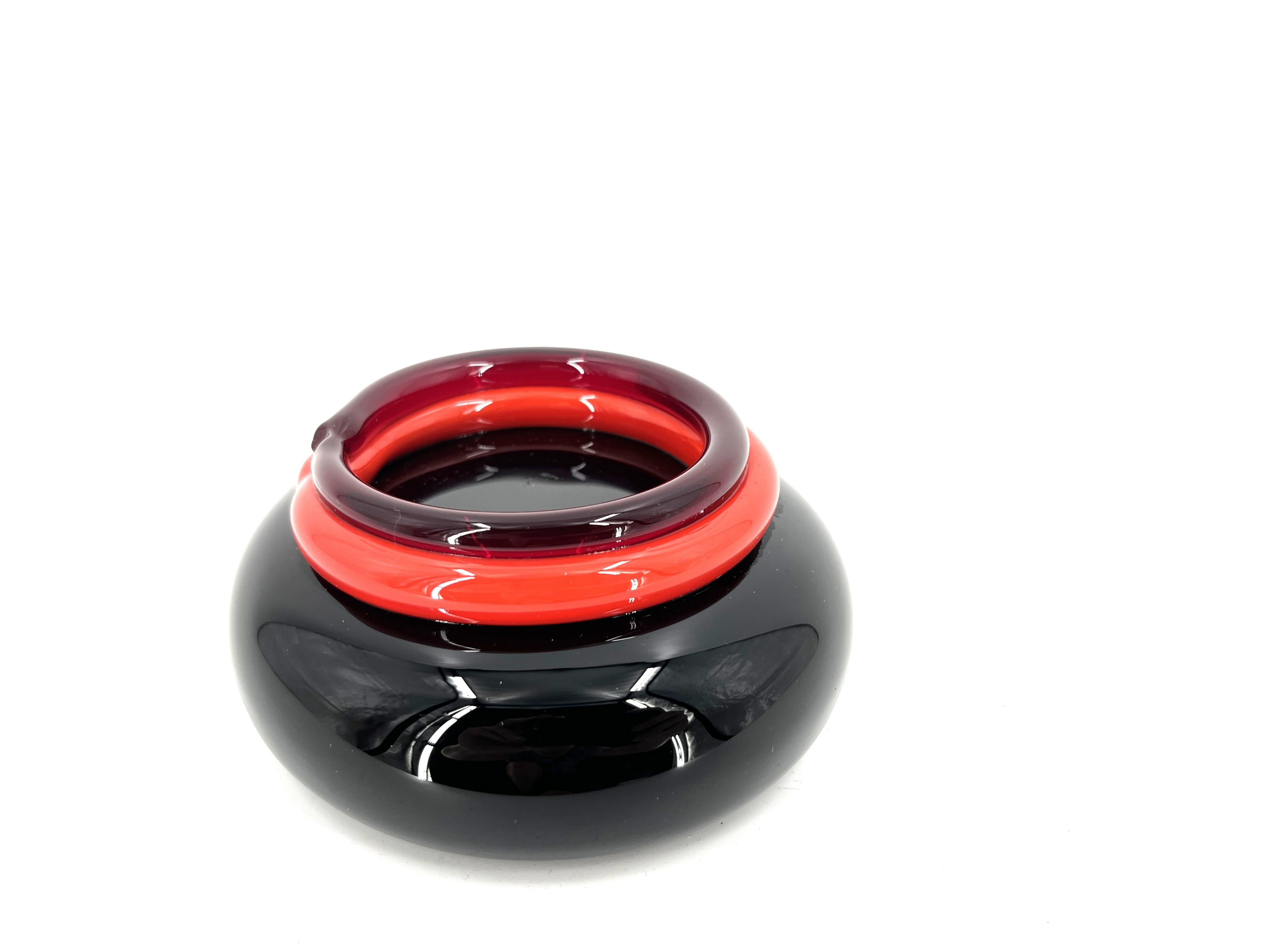 Murano Glass Vide poche or ashtray by Ettore Sottsass for Venini, 1990s For Sale