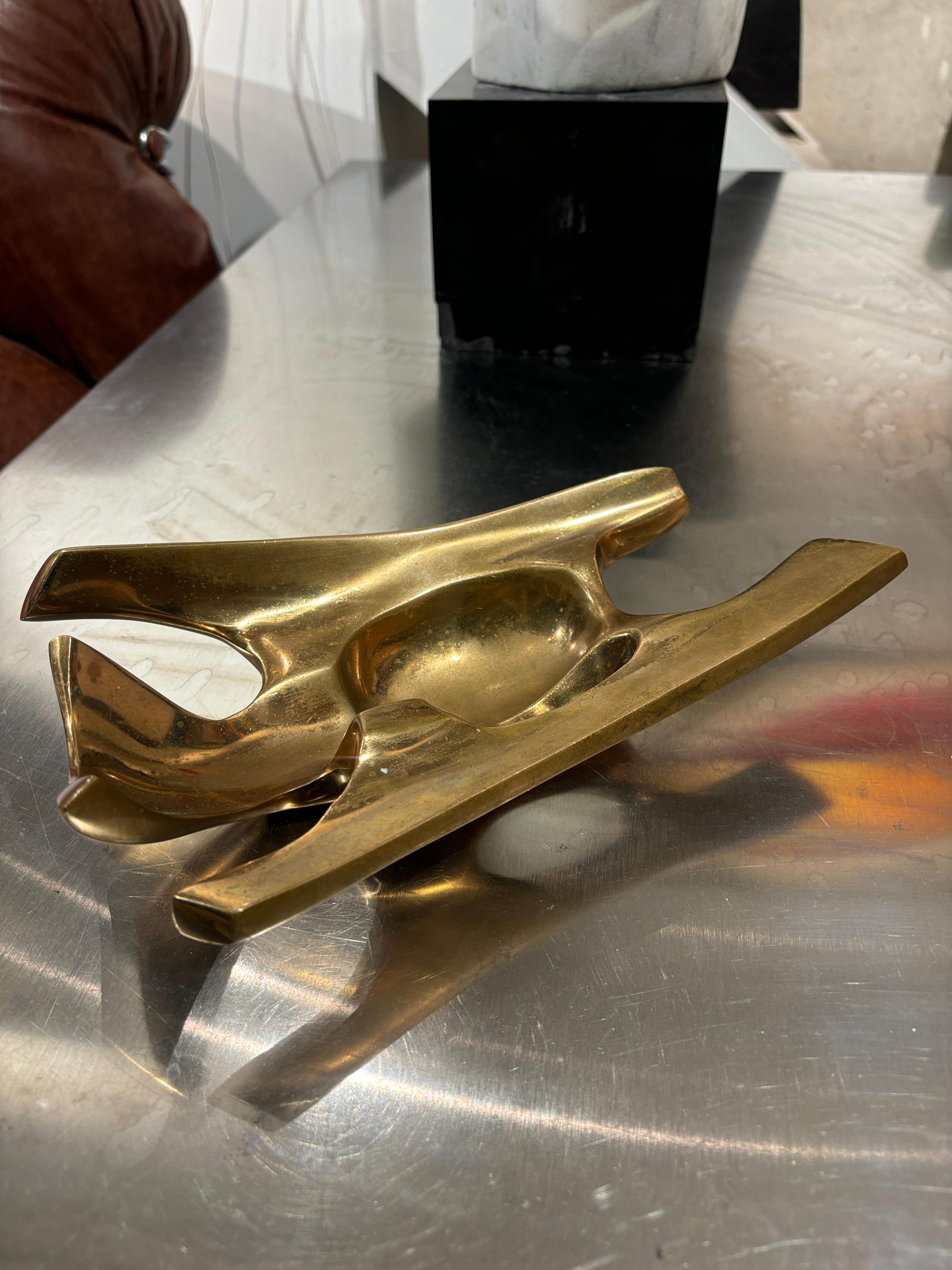 Cendrier ou vide poche en bronze par Fred Brouard, signé et numéroté 25/100 