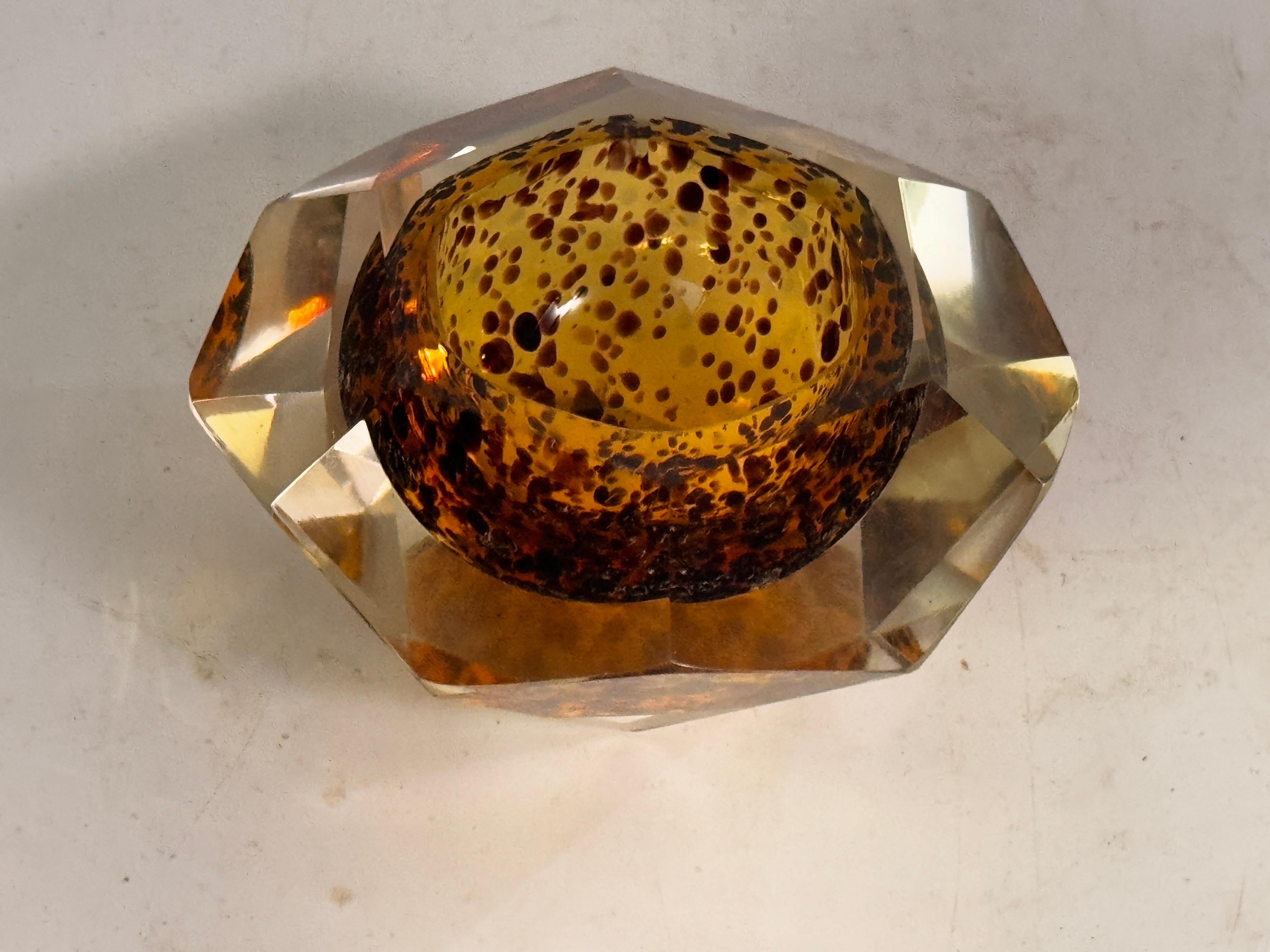 Vide Poche o Posacenere in  Vetro artistico Venezia Colore Marrone Italia Murano 1970 in vendita 2