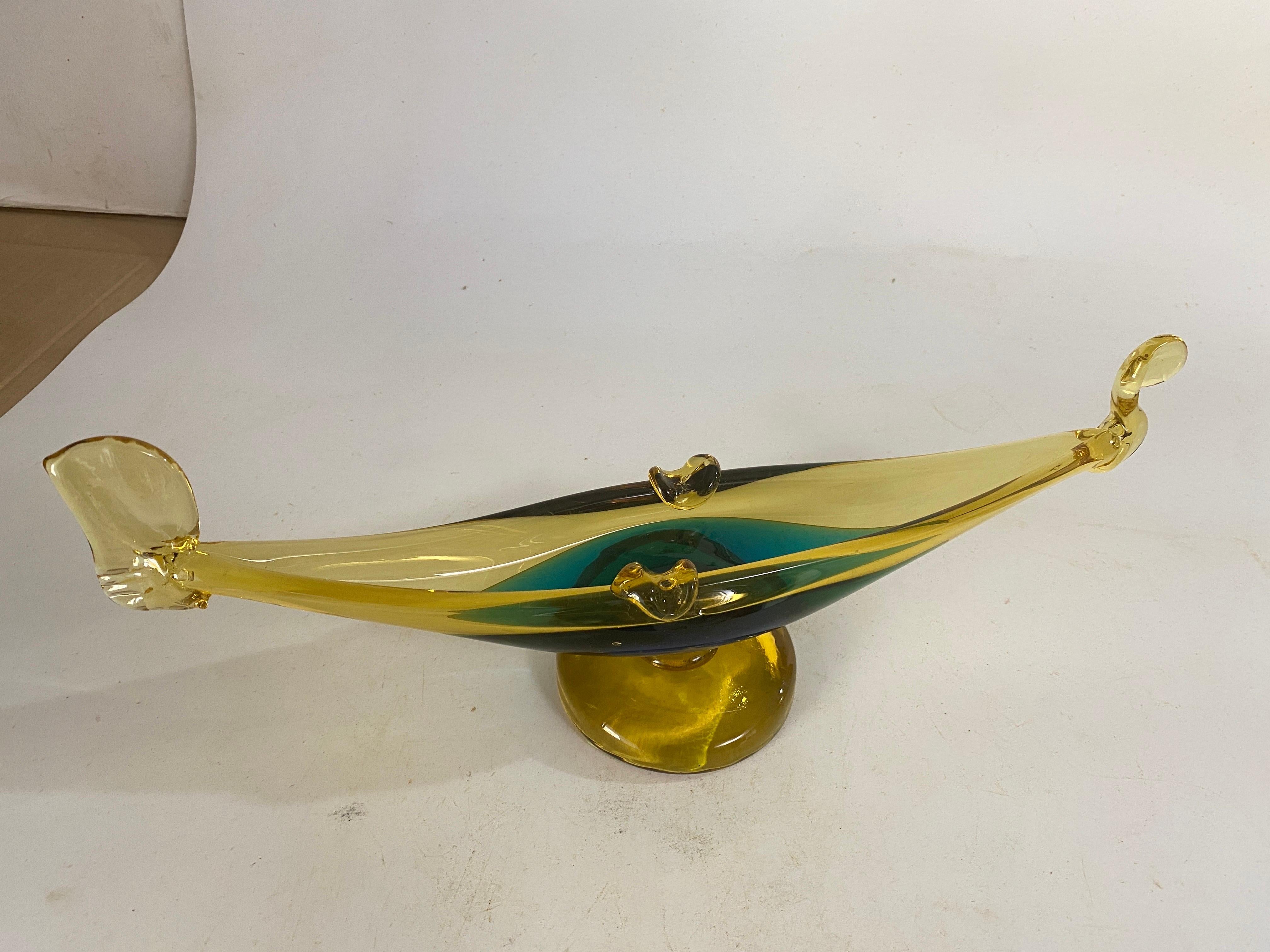 Vide Poche ou Cendrier en  Verre d'art en forme de gondole de Venise Italie, vers 1970  en vente 3