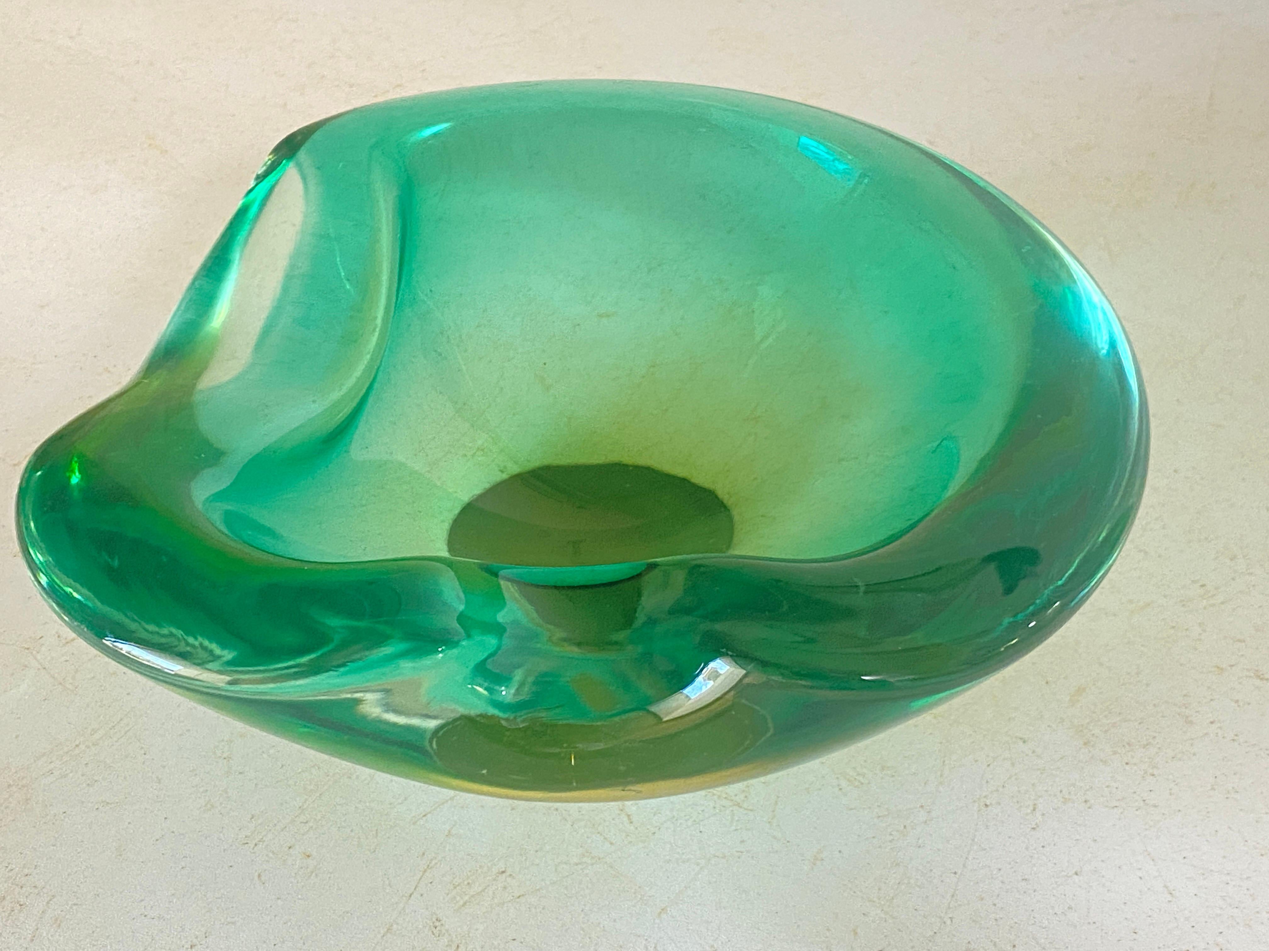 Vide Poche or Ashtray in  Art Glass Venice Green Color Italy Murano 1970  For Sale 2