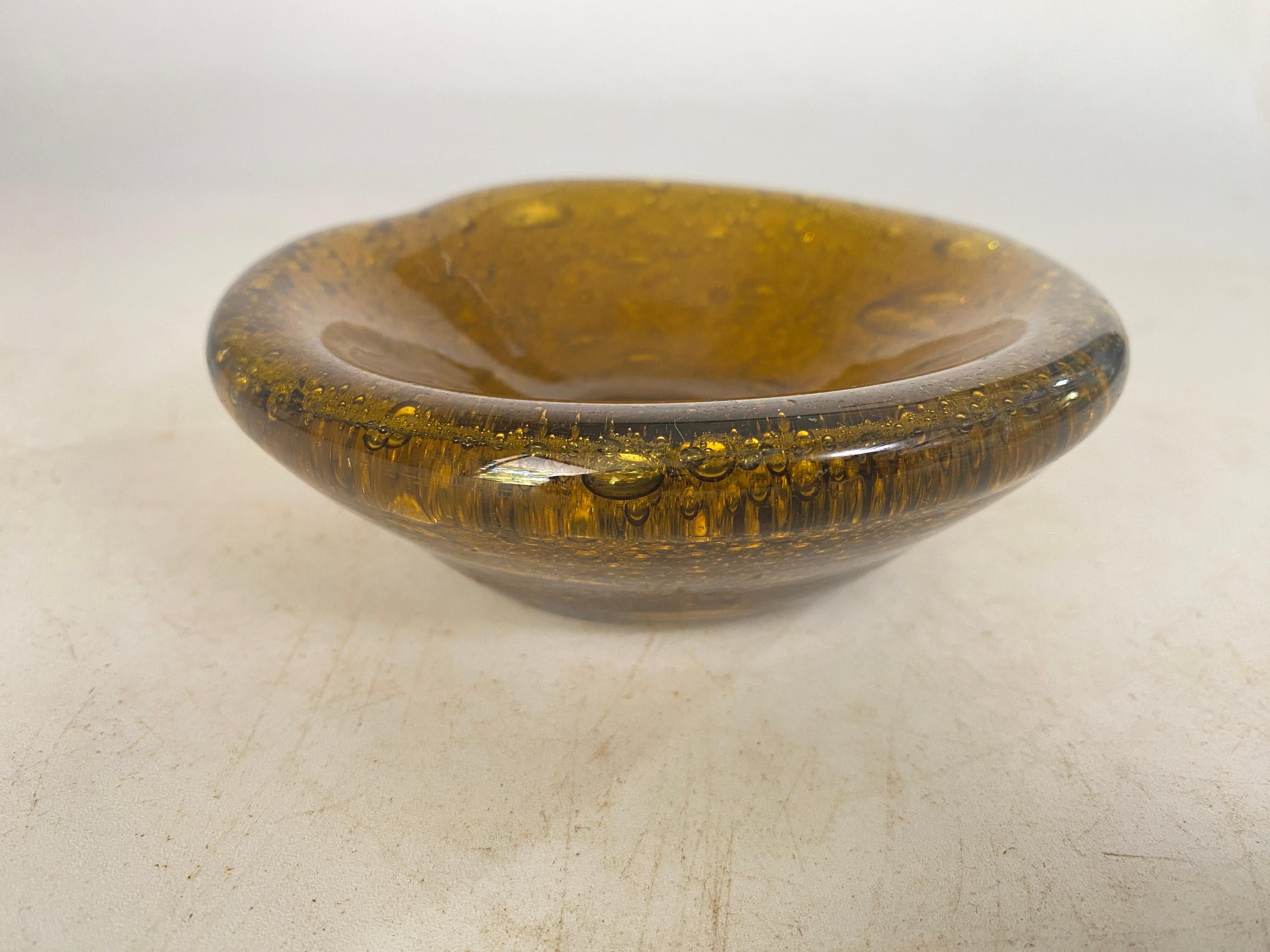 Vide Poche or Ashtray in Glass, Bubles Patterns France, circa 1970 From Biot For Sale 2