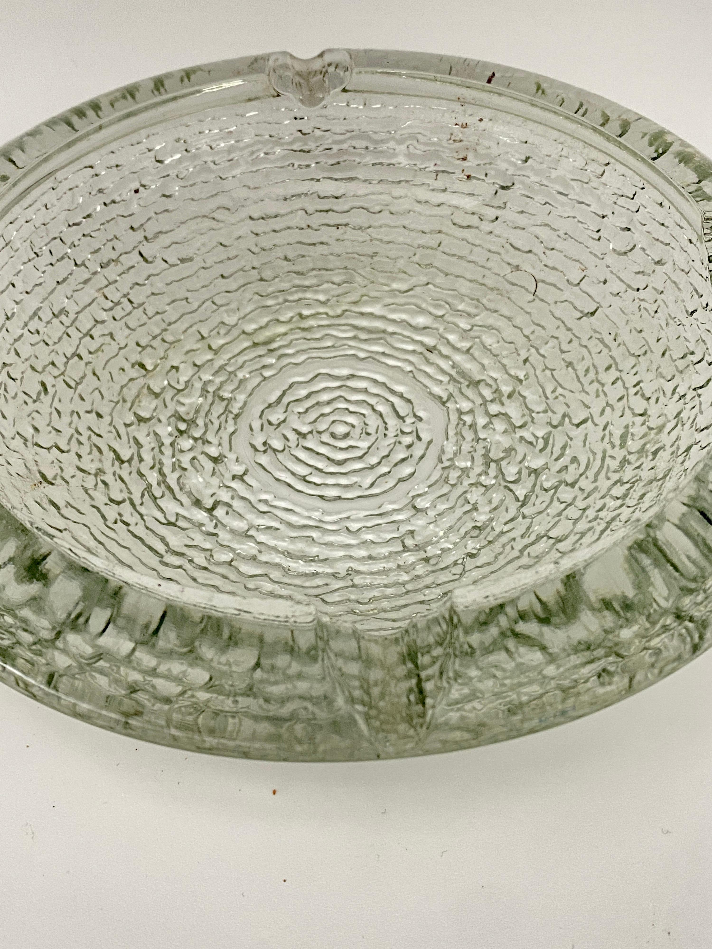 Vide Poche or Ashtray, in Glass, Geometrical Patterns, France circa 1960 For Sale 1