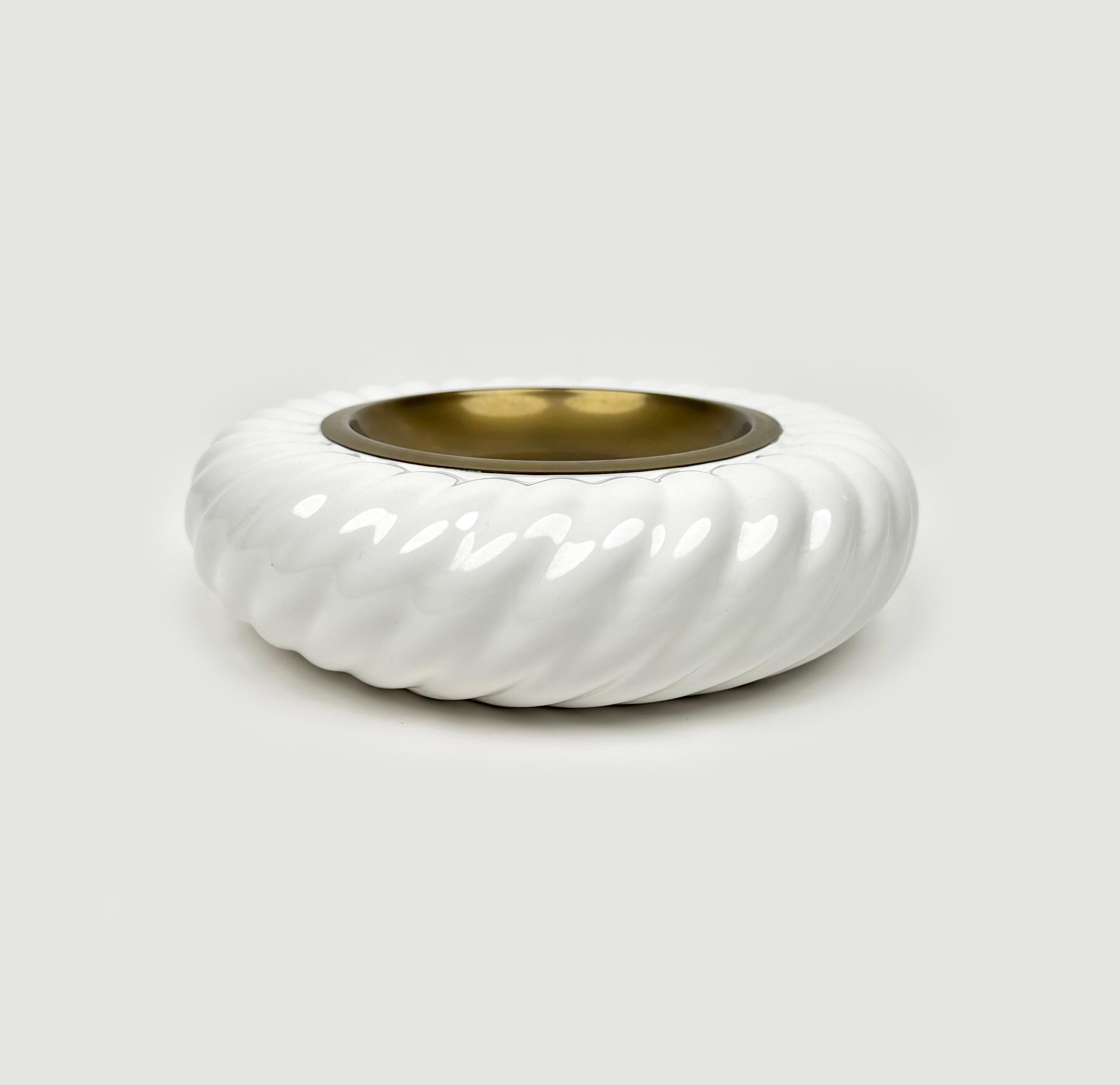 Vide-Poche or Ashtray White Ceramic and Brass by Tommaso Barbi, Italy 1970s For Sale 3
