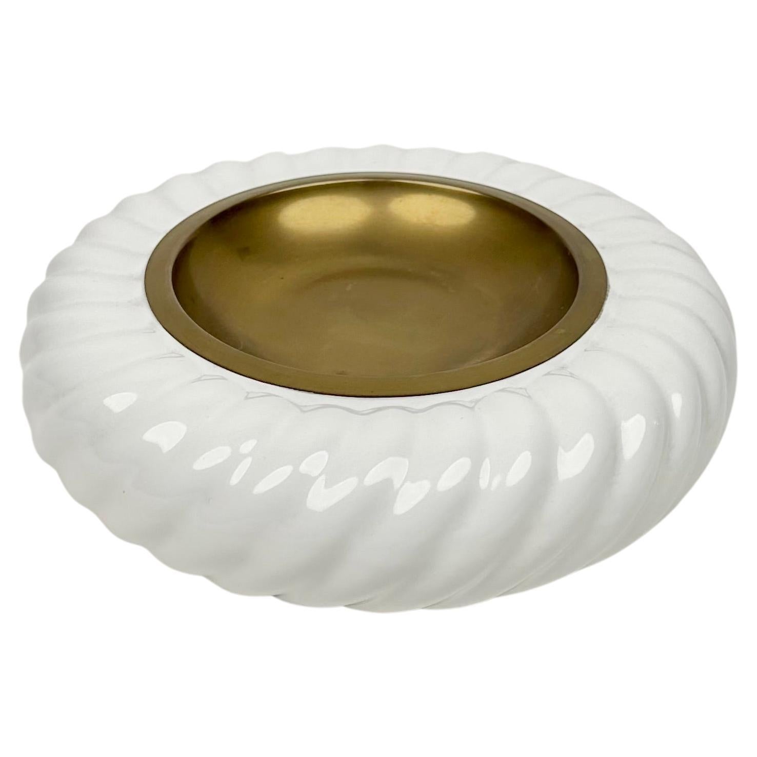 Vide-Poche or Ashtray White Ceramic and Brass by Tommaso Barbi, Italy 1970s