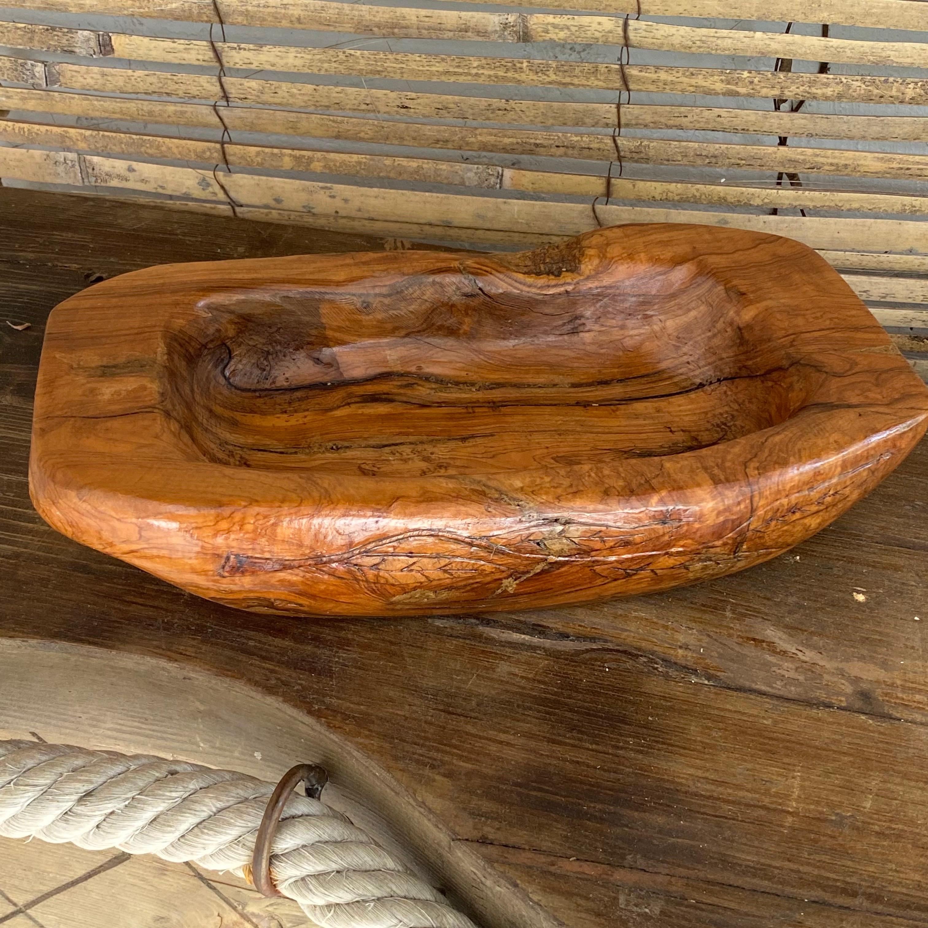 Mid-Century Modern Vide-Poche ou bol en bois à patine ancienne, France, 1950 en vente