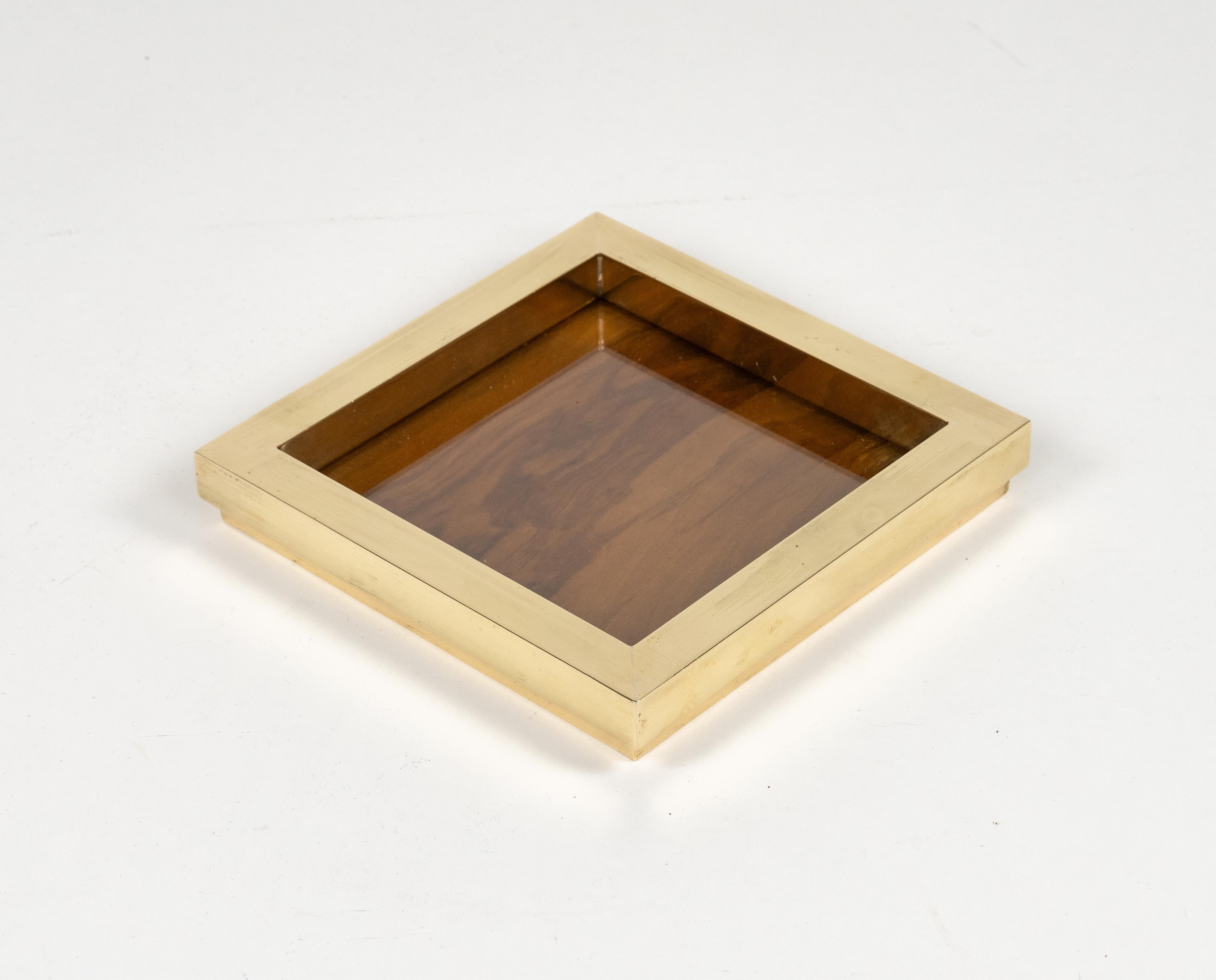 Vide-Poche or Centerpiece Brass, Wood and Glass by Tommaso Barbi, Italy 1970s 3