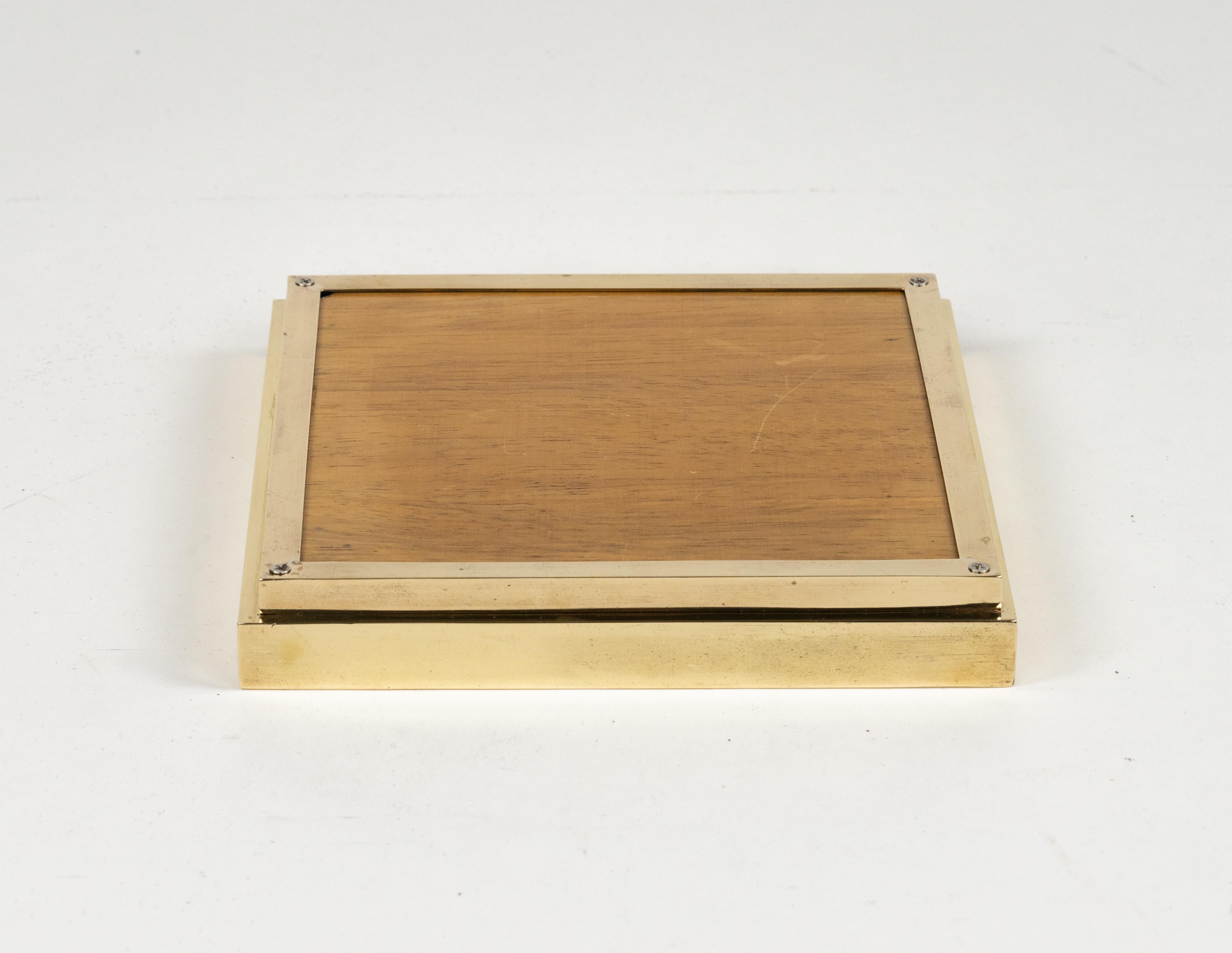 Vide-Poche or Centerpiece Brass, Wood and Glass by Tommaso Barbi, Italy 1970s 6