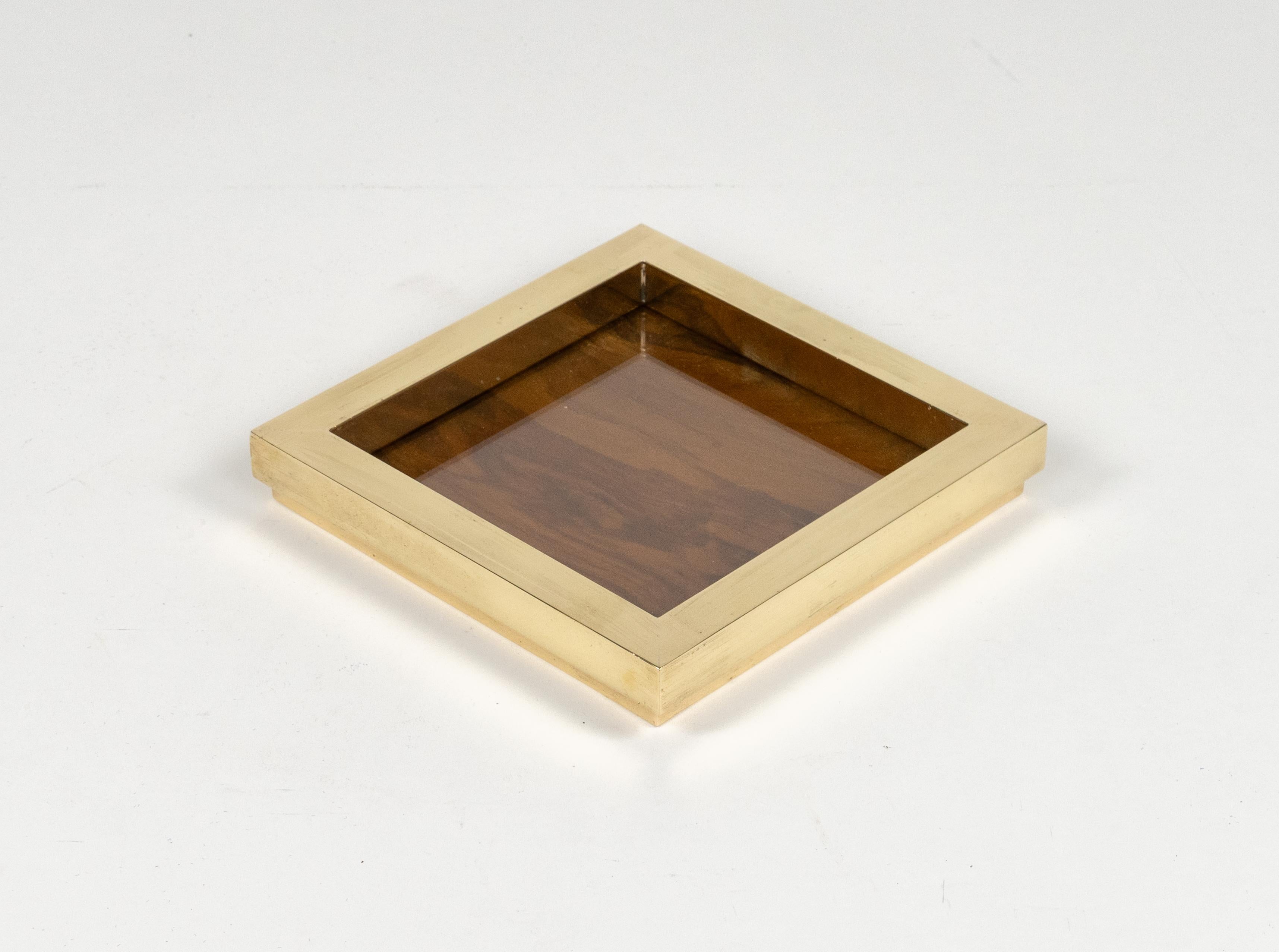Mid-Century Modern Vide-Poche or Centerpiece Brass, Wood and Glass by Tommaso Barbi, Italy 1970s
