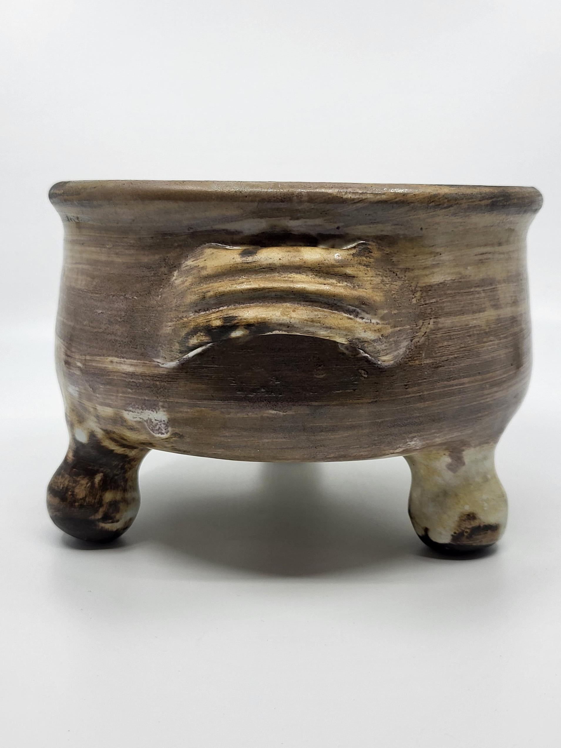 Vide poche tripode Jacques Pouchain Atelier Dieulefit, céramique Francaise 1960 mediados del siglo XX en venta
