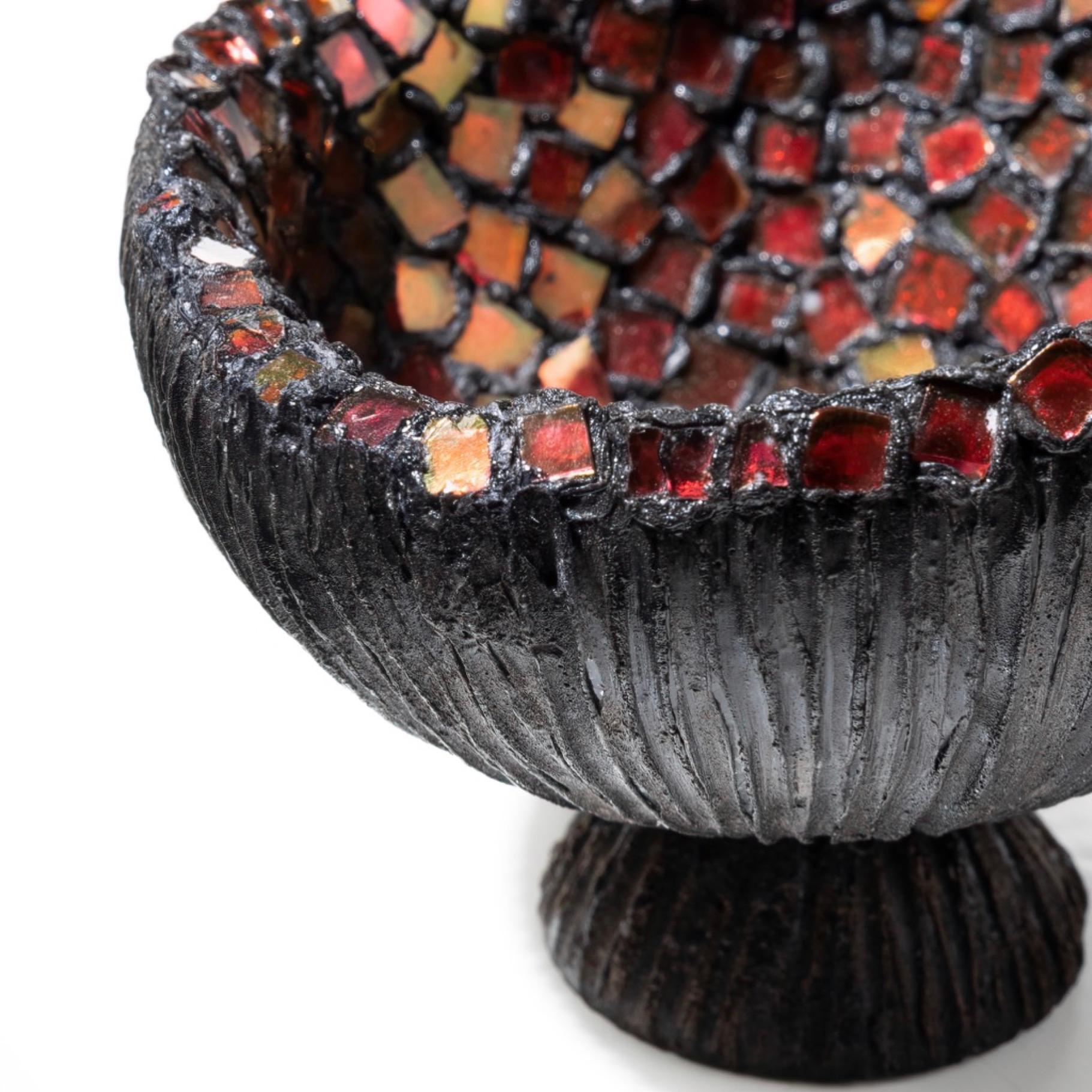 20th Century Vide-poches Cup by Line Vautrin – Talosel encrusted with garnet mirrors For Sale