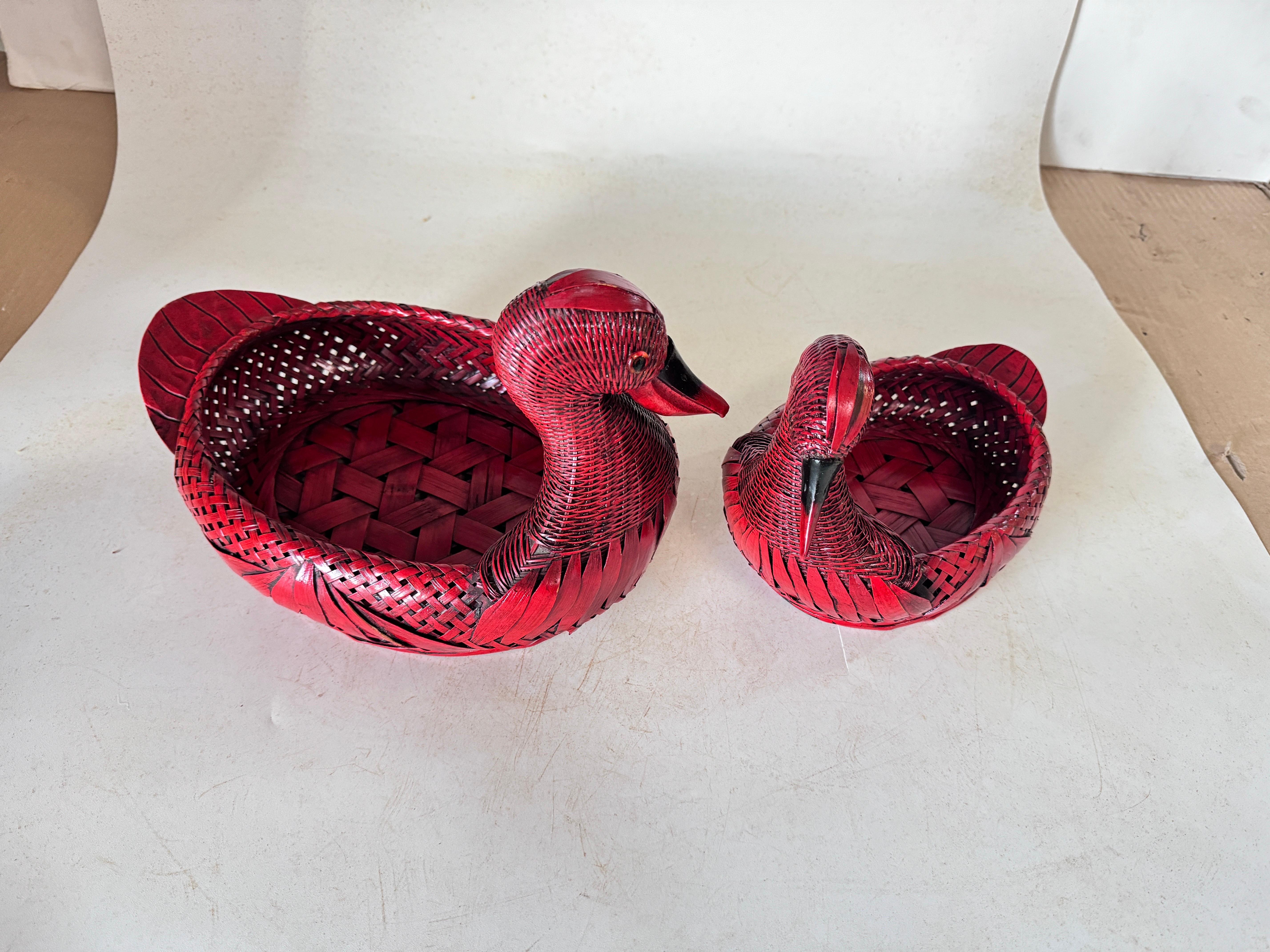 Vide Poches or Decorative Baskets Duck Sculptures Shaped in Rattan Italy 1970s For Sale 1