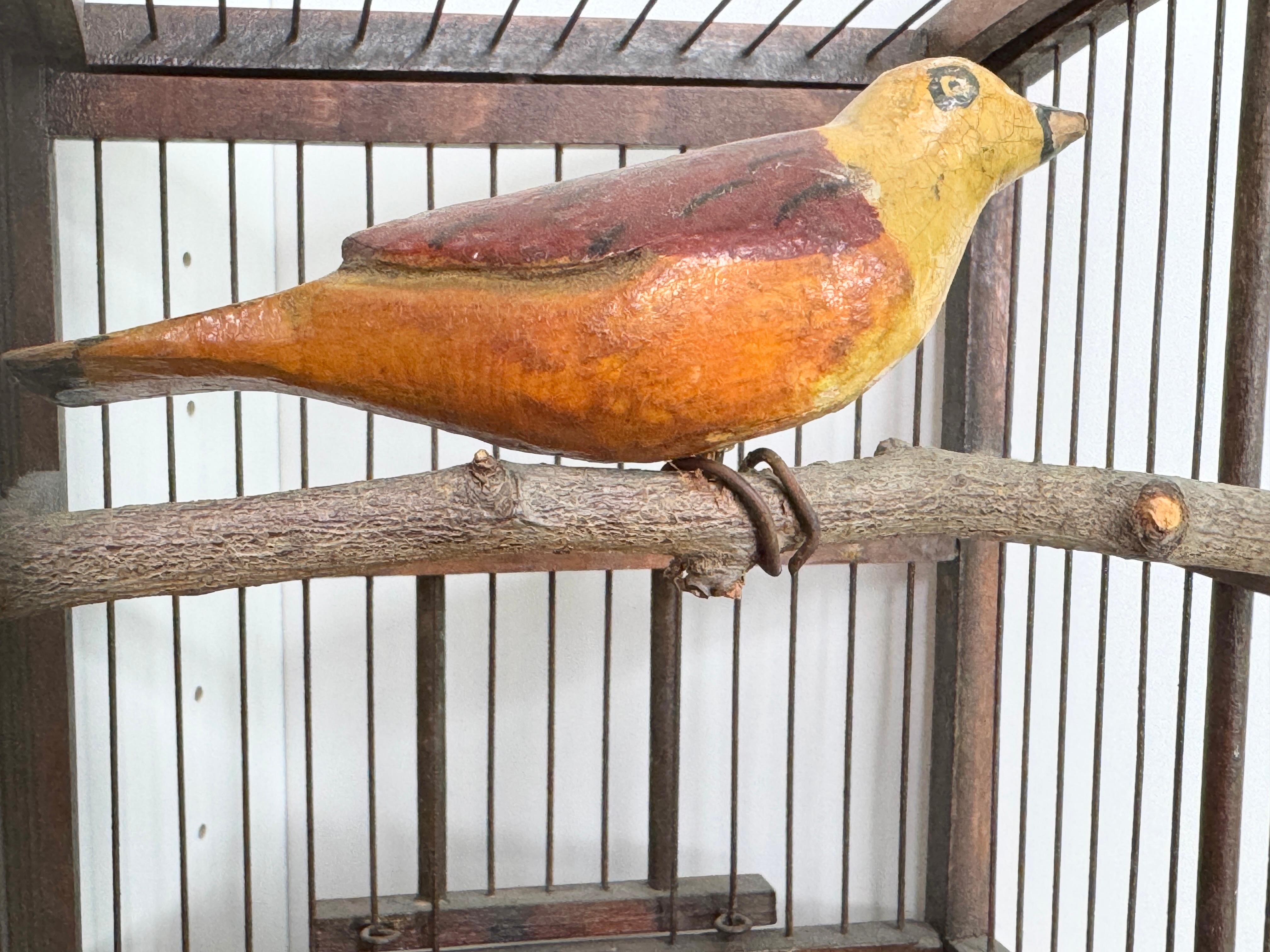 Viechtauer Hand Carved Wood Vogel in Folk Art Birdcage Österreich 1900s oder älter im Angebot 8
