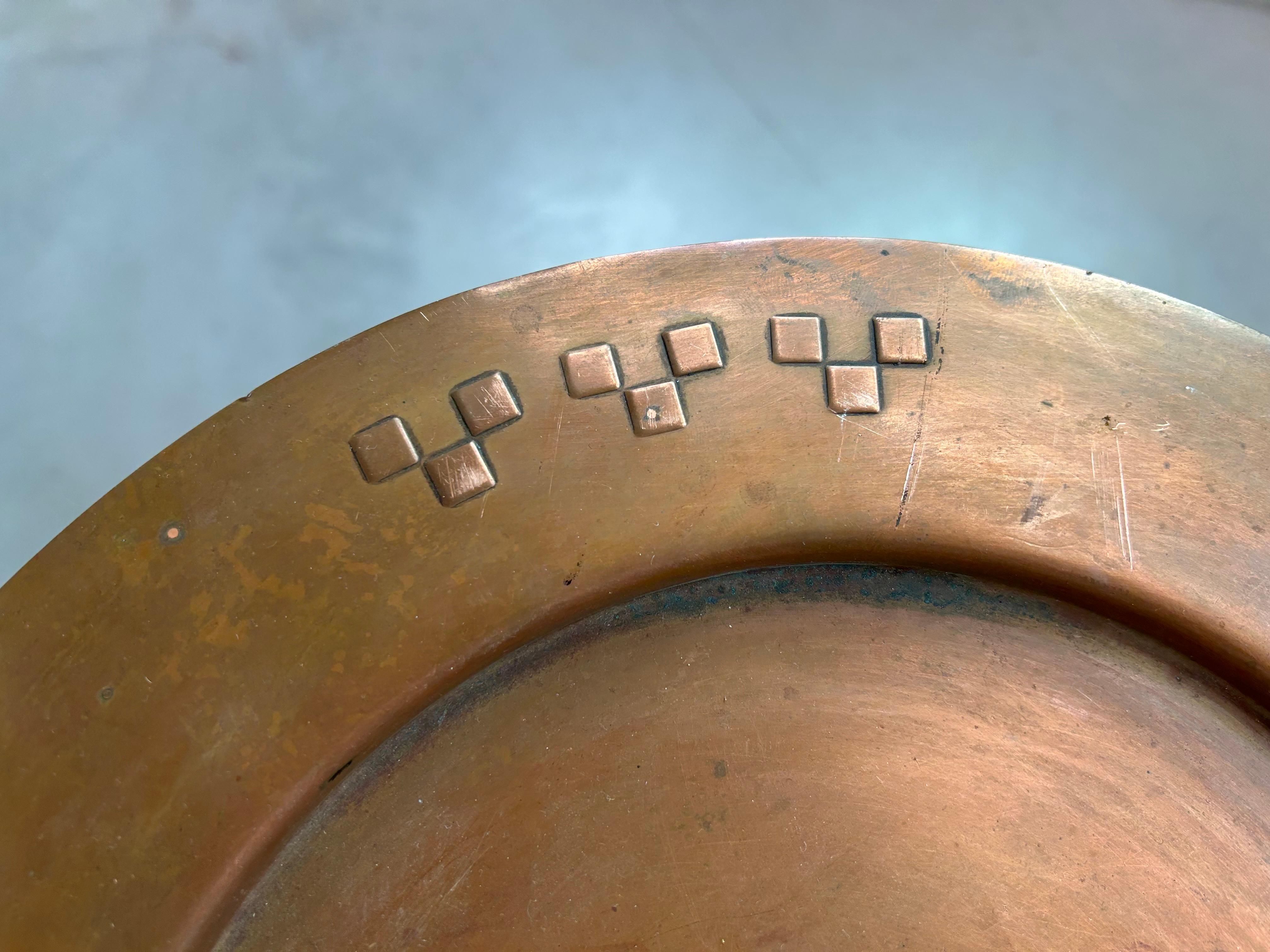 Table d'appoint en laiton de la sécession viennoise de Josef Hoffmann Bon état - En vente à Banská Štiavnica, SK