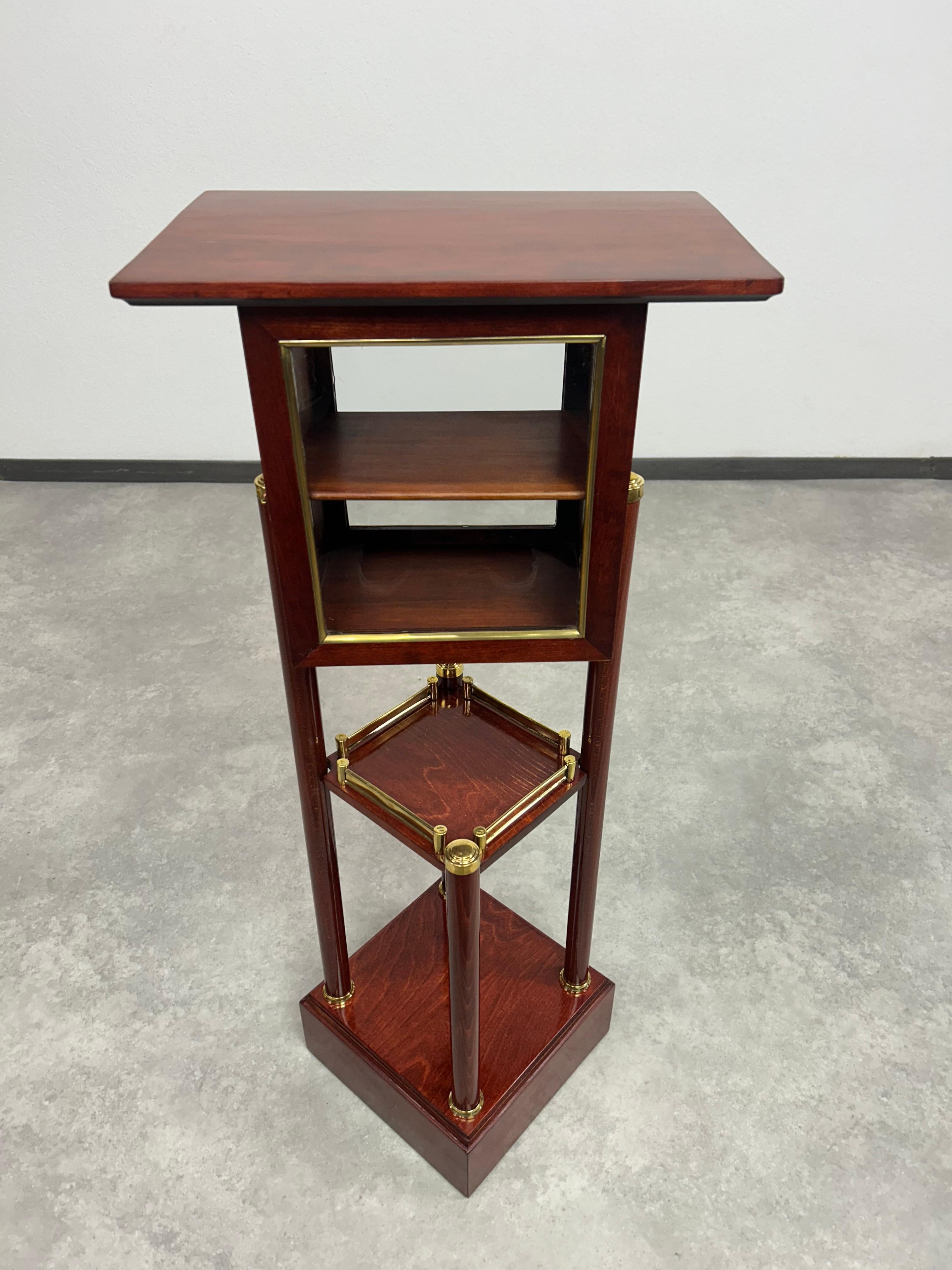 Viena Sezession Pedestal (Wiener Secession) im Angebot