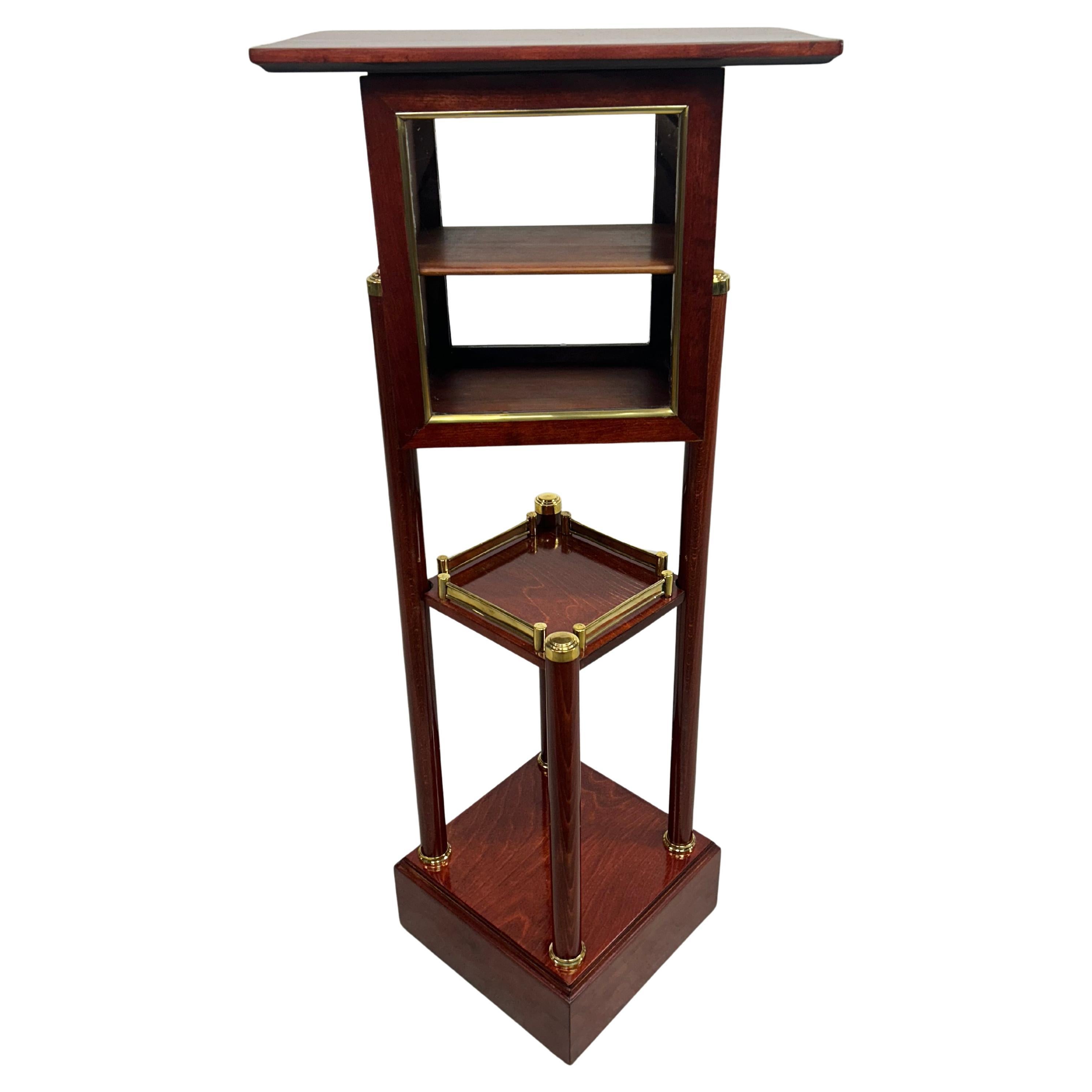 Viena Sezession Pedestal