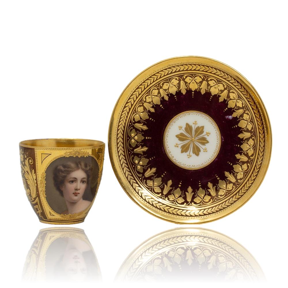 Pieno vittoriano Tazza e piattino in porcellana viennese del XIX secolo in vendita