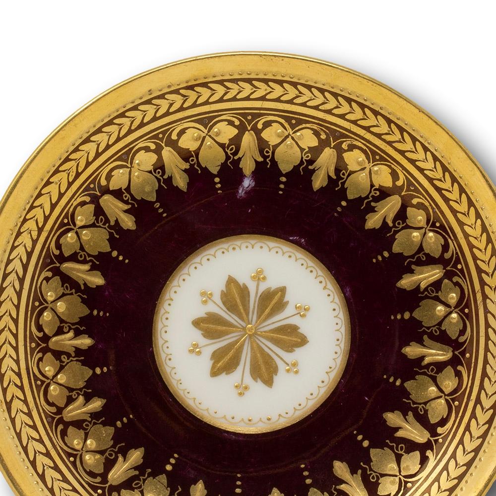 Fatto a mano Tazza e piattino in porcellana viennese del XIX secolo in vendita