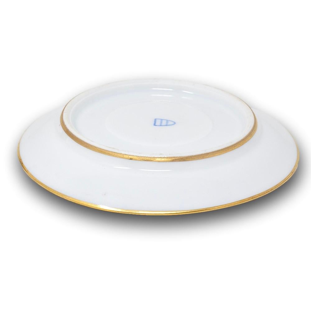 Tazza e piattino in porcellana viennese del XIX secolo in vendita 1