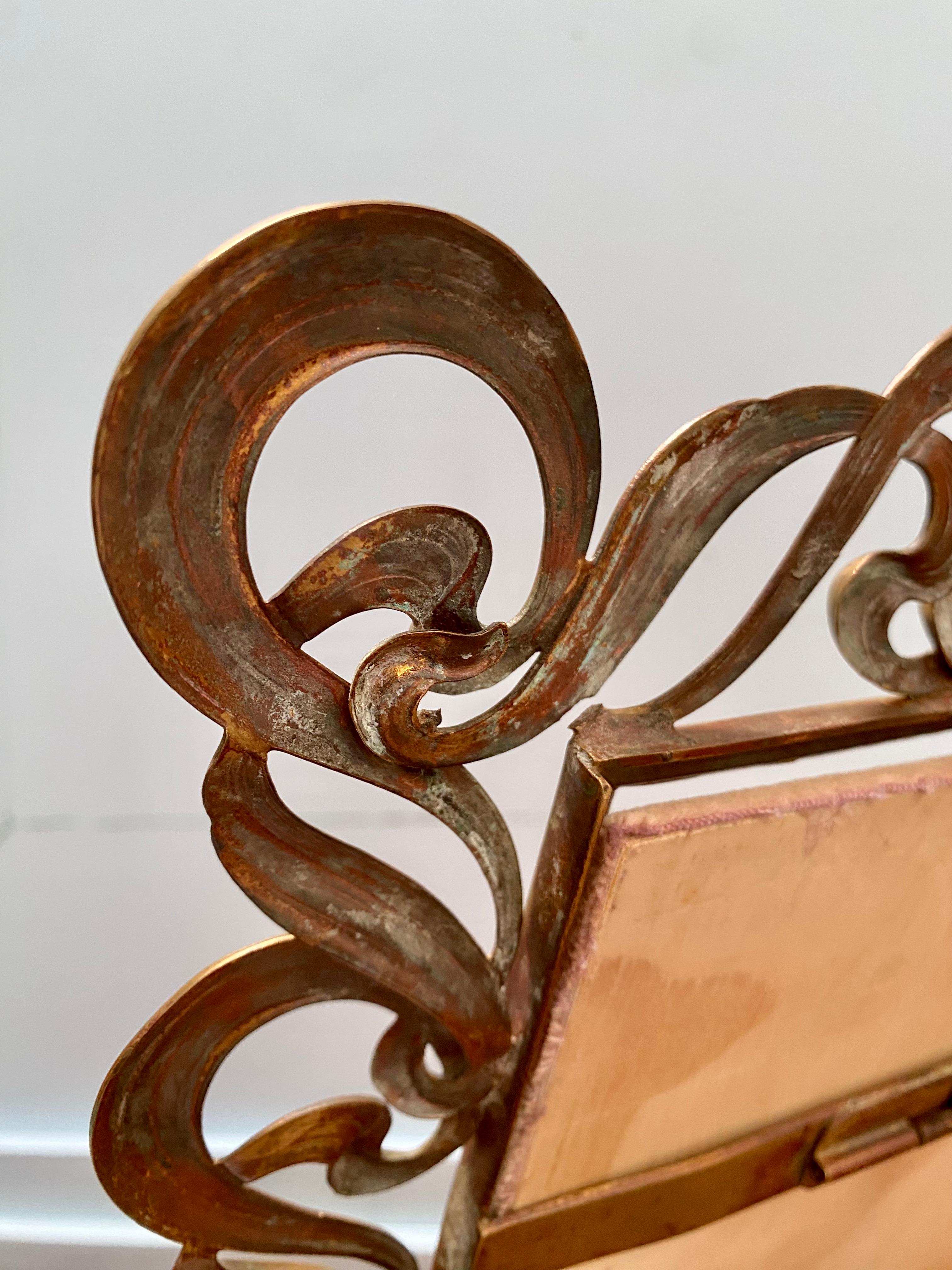 English Art Nouveau Brass Portrait Easel Picture Frame c1910 For Sale 10
