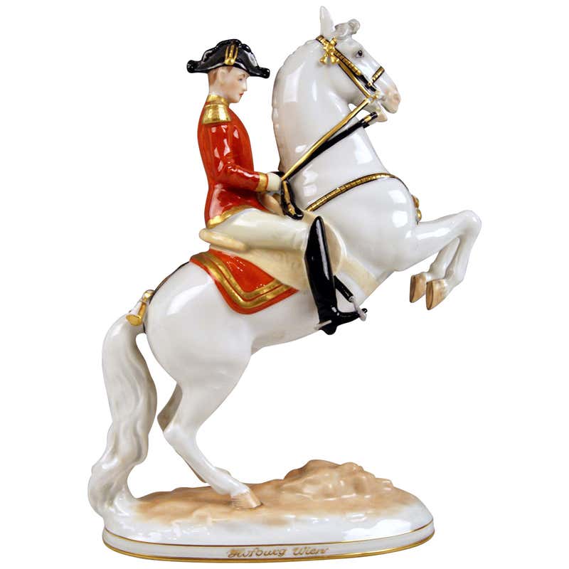 Le Lipizzan se produit à l'école d'équitation espagnole | Réservez en ligne Le Lipizzan se produit à l'école d'équitation espagnole | Réservez en ligne