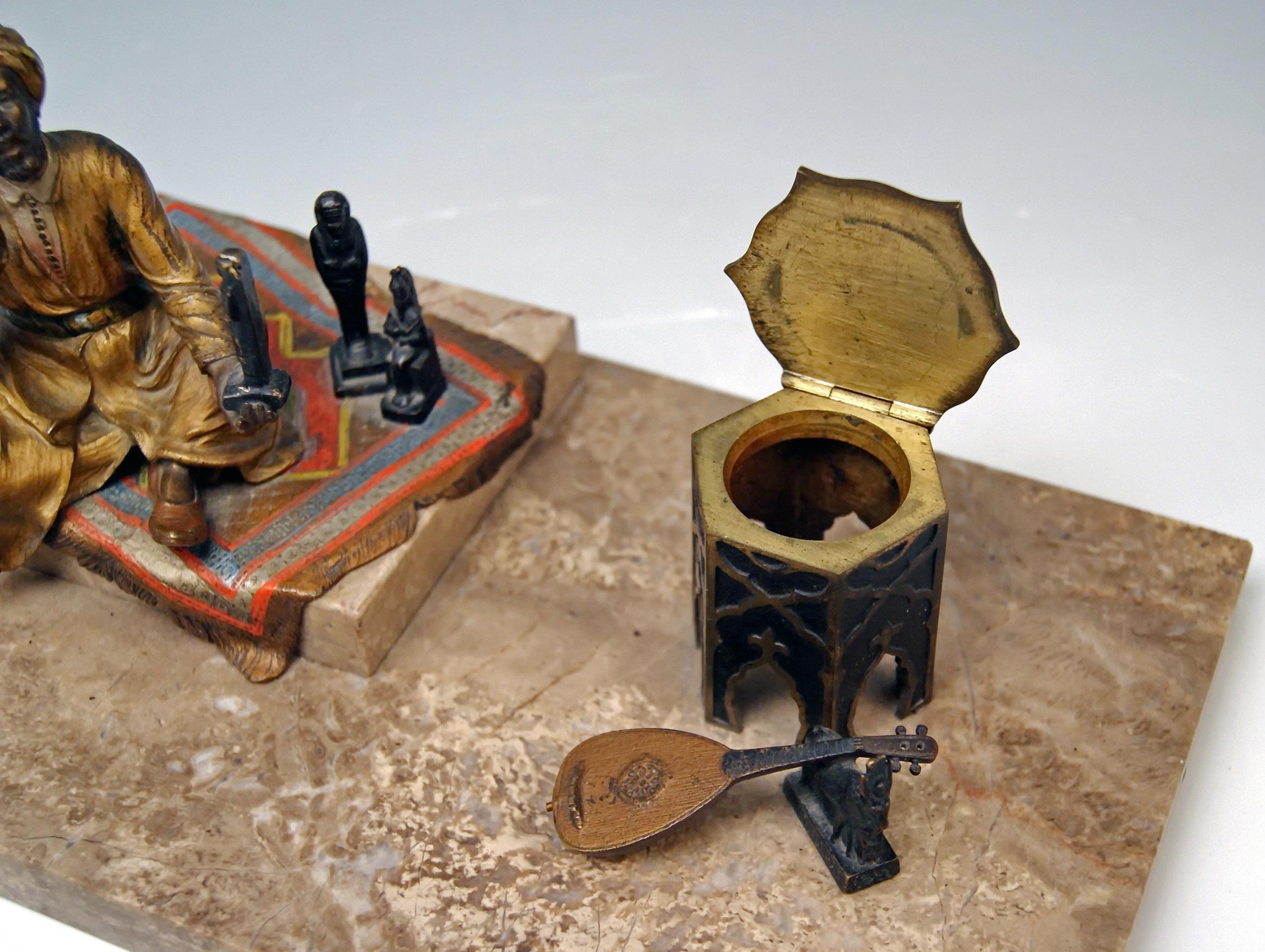 Wiener Bergman Bronze Arabischer Mann auf Teppich Verkauf ägyptische Antiquitäten, um 1890 (Sonstiges) im Angebot