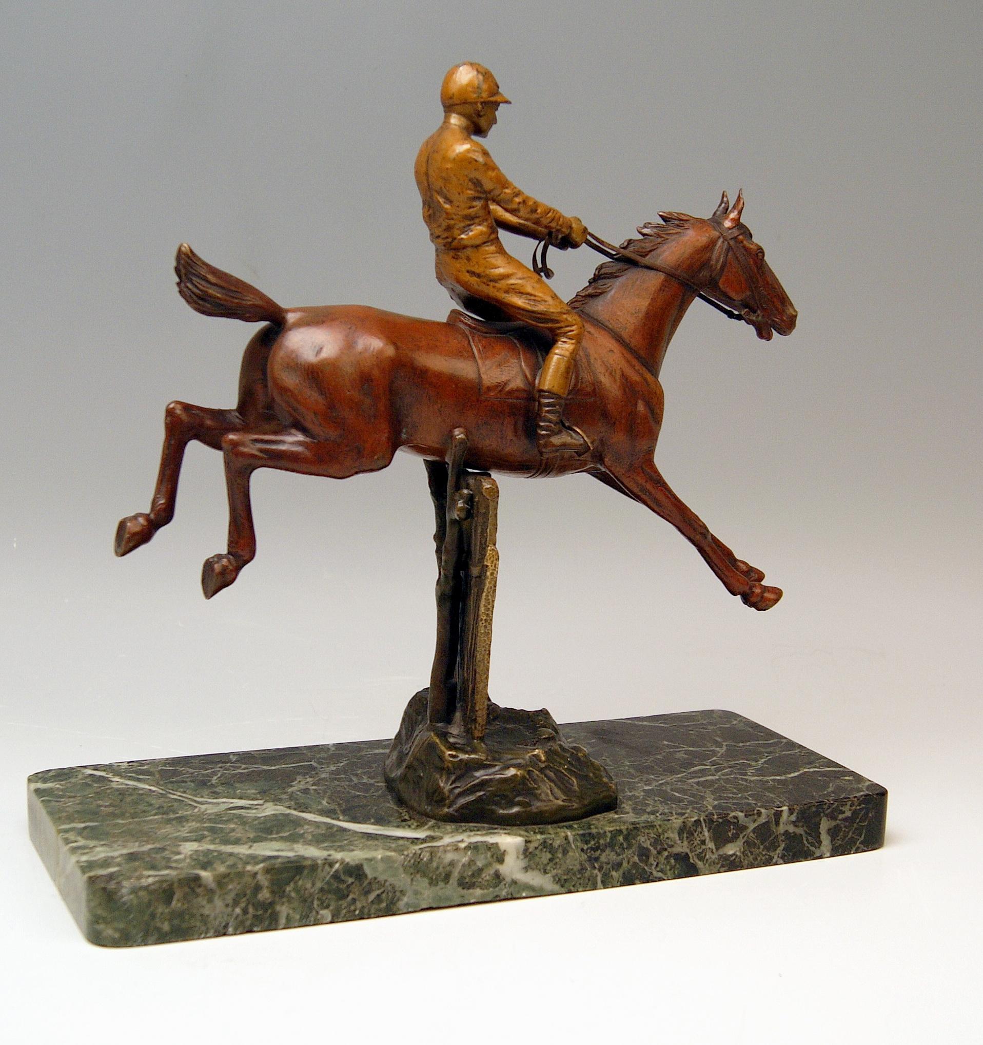 Austrian Vienna Bergman Bronze Show Jumper Jumping Horse Vintage Made, circa 1905